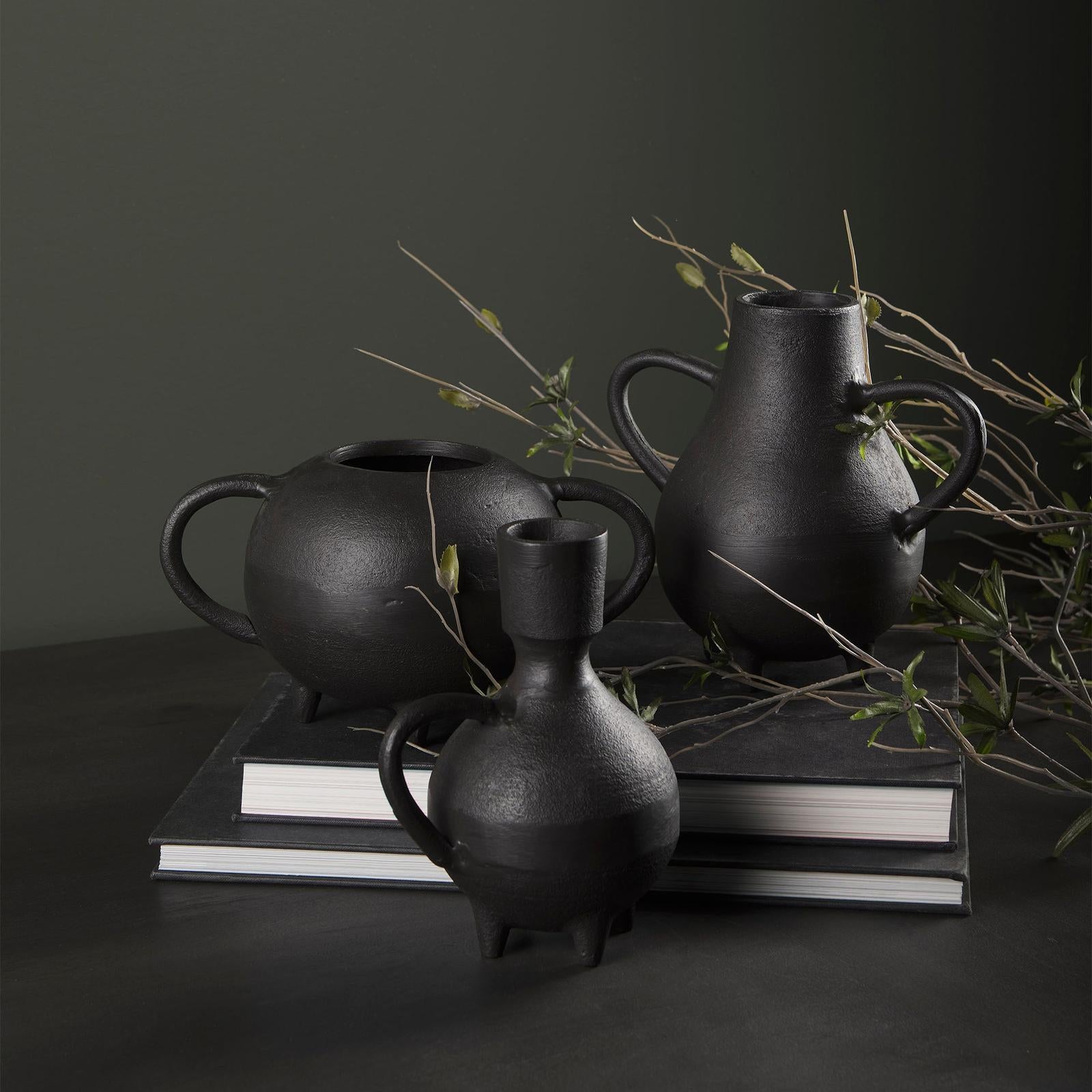 Mercana Cyrus Black Vase Decorative Object