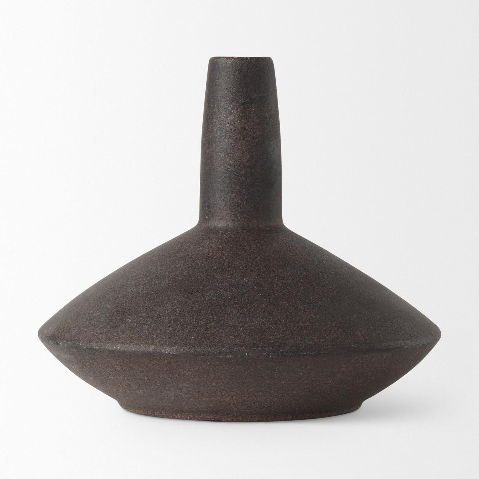 Mercana Rylee Ceramic Vase