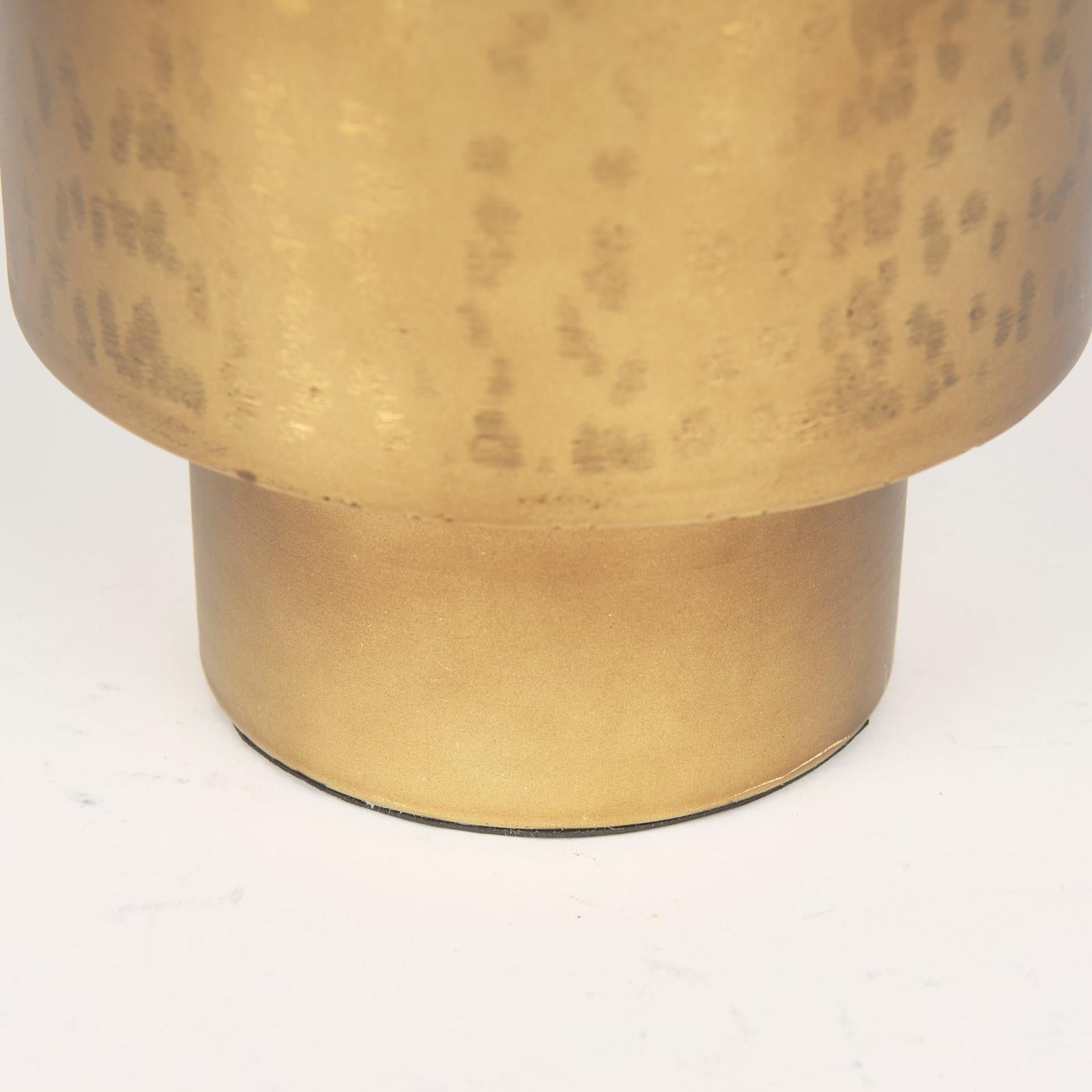 Mercana Juno Iron Vase Clearance