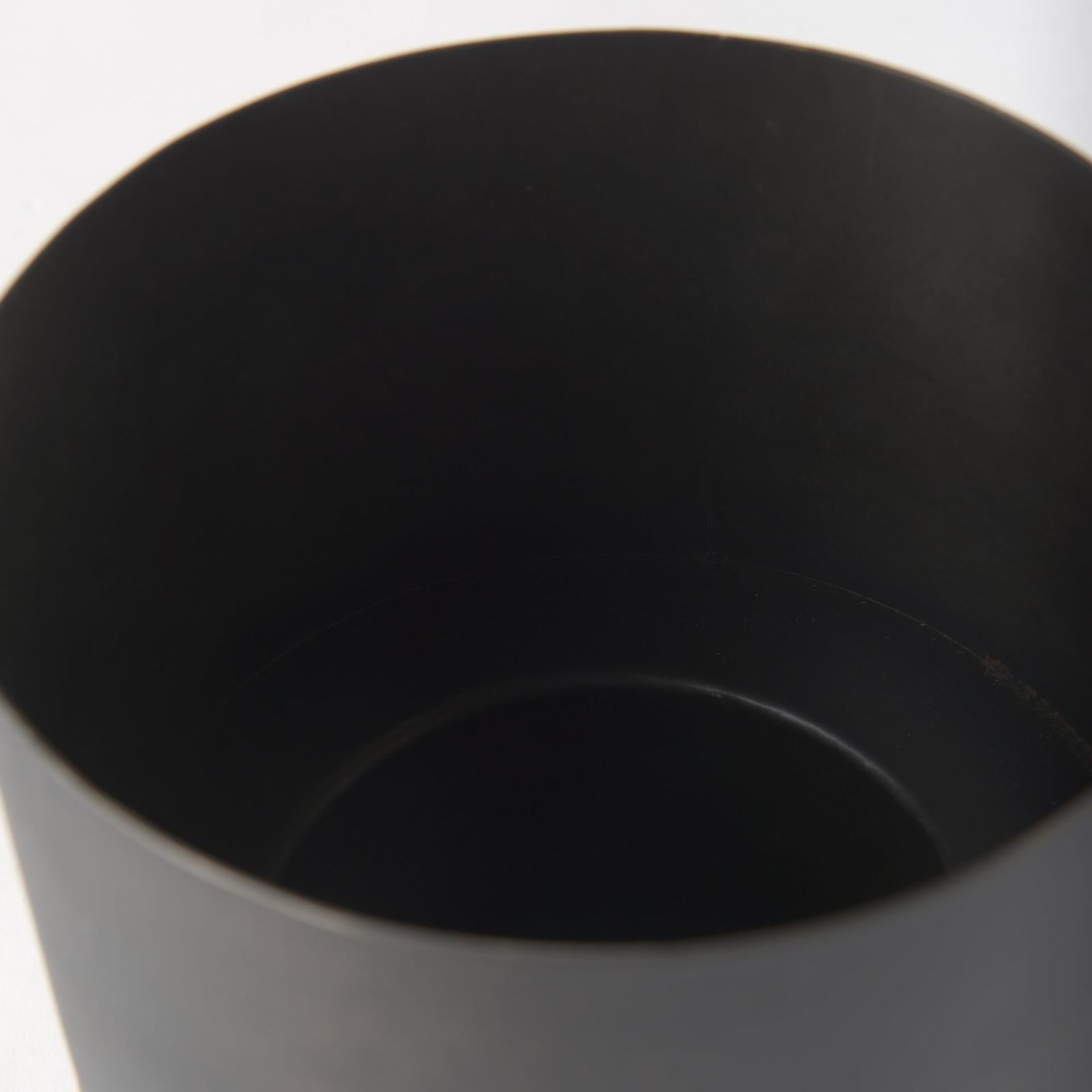 Mercana Juno Iron Vase Clearance