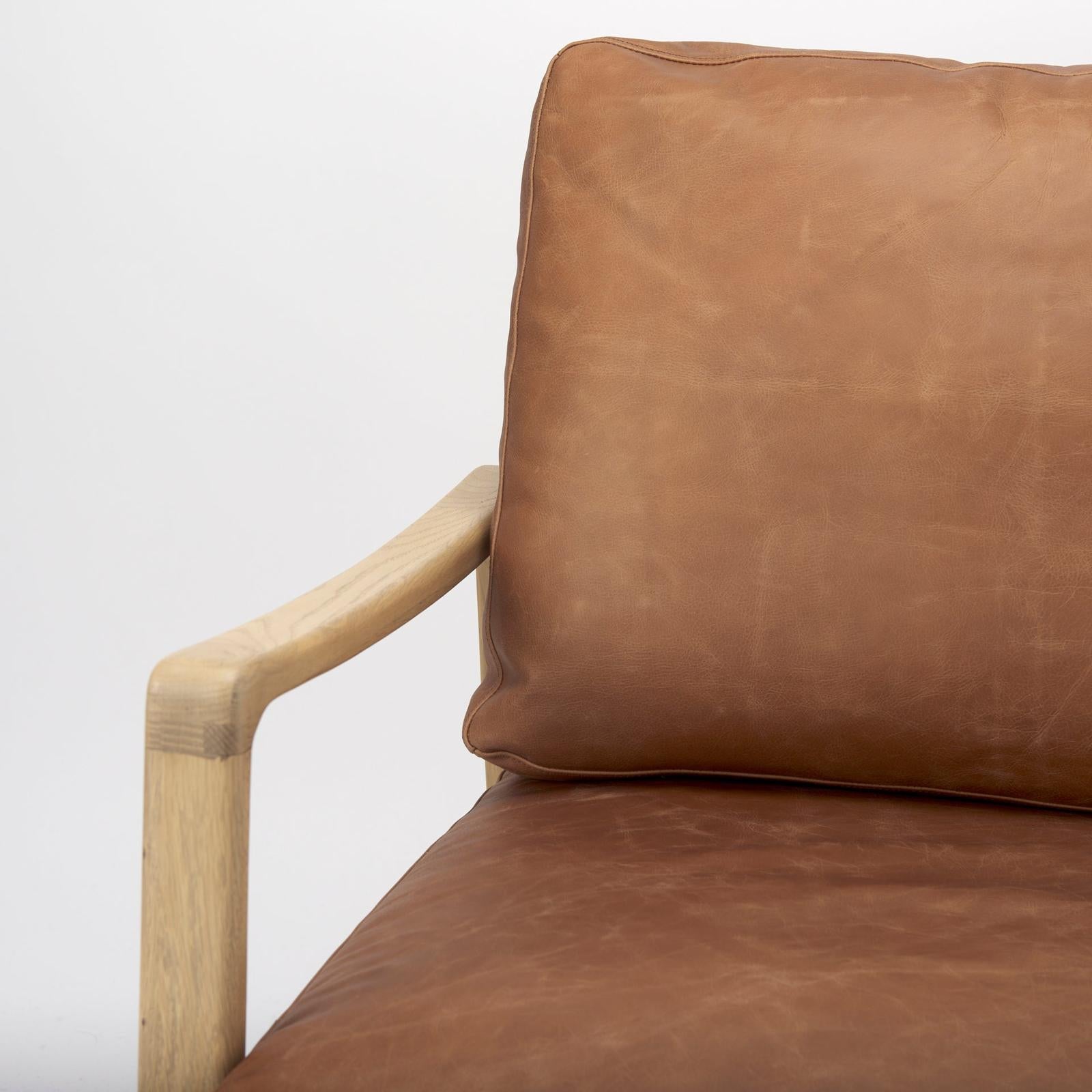 Mercana Raeleigh Accent Chair