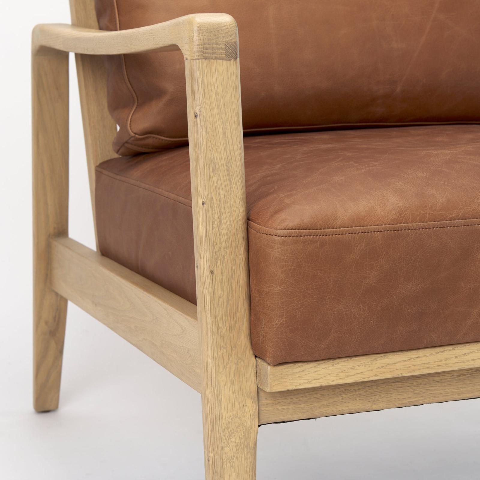 Mercana Raeleigh Accent Chair