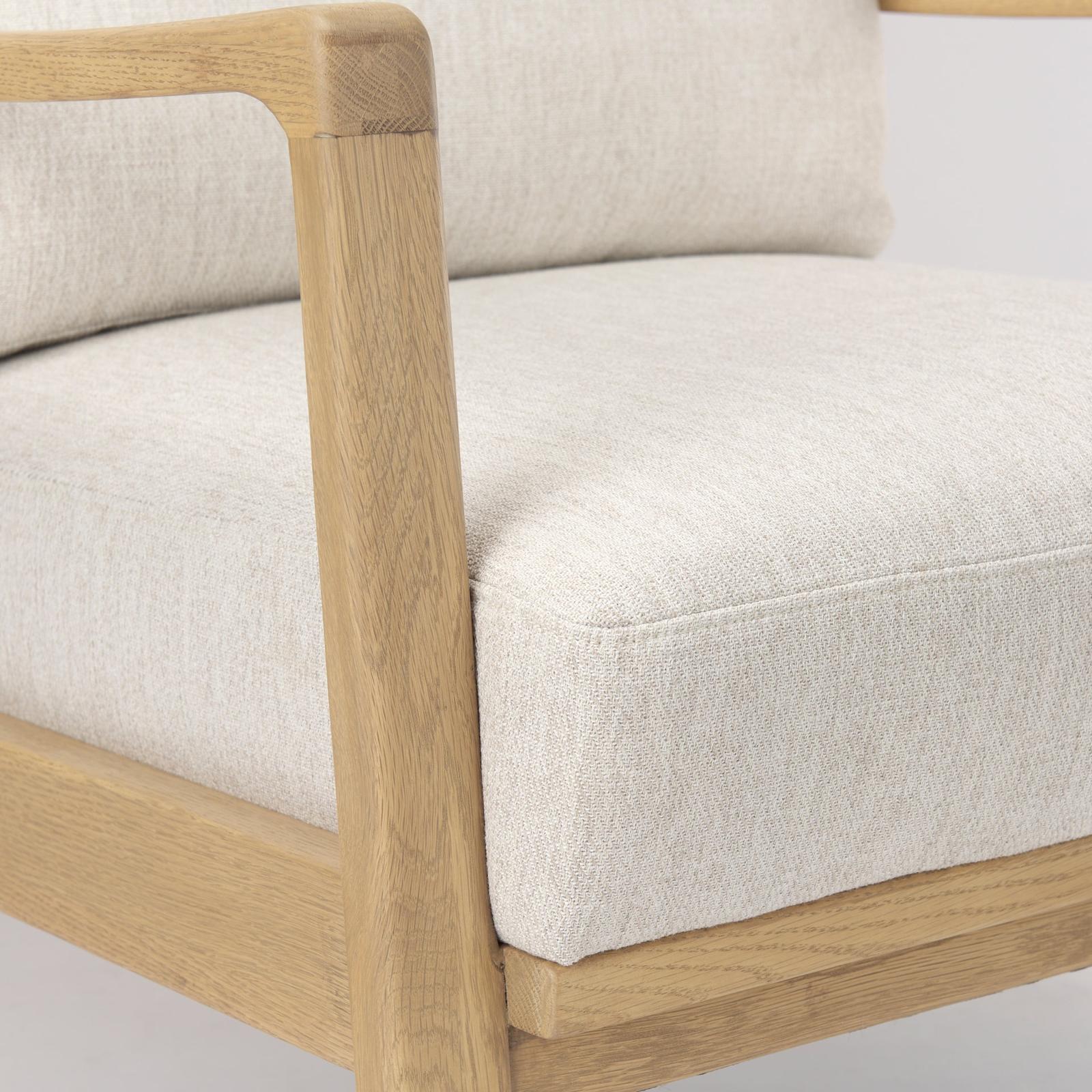 Mercana Raeleigh Accent Chair