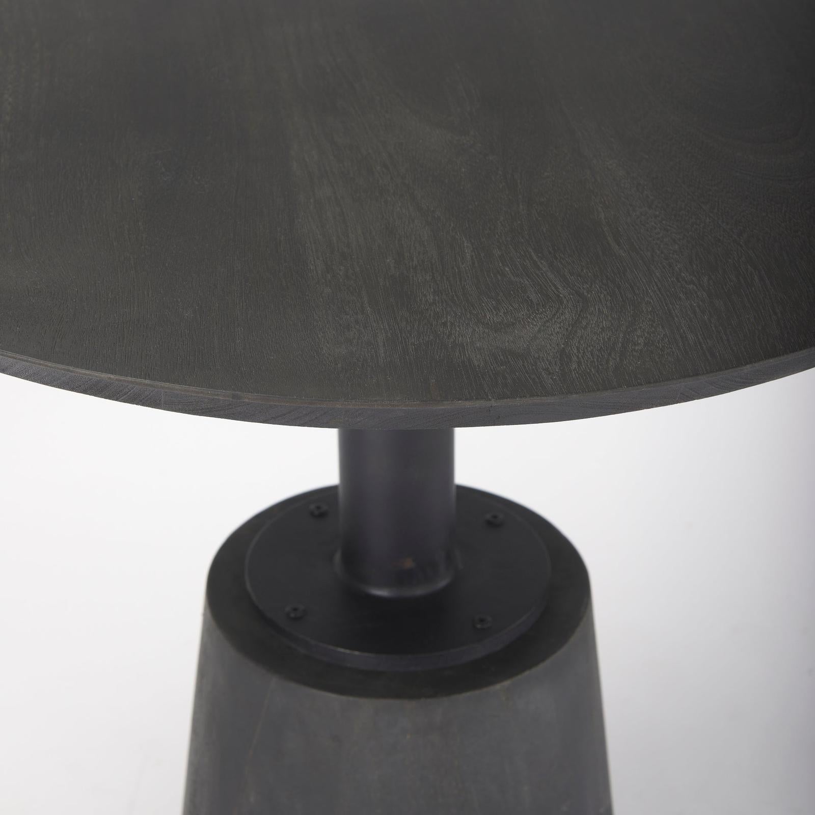 Mercana Maxwell Round Accent Pedestal Bistro Table