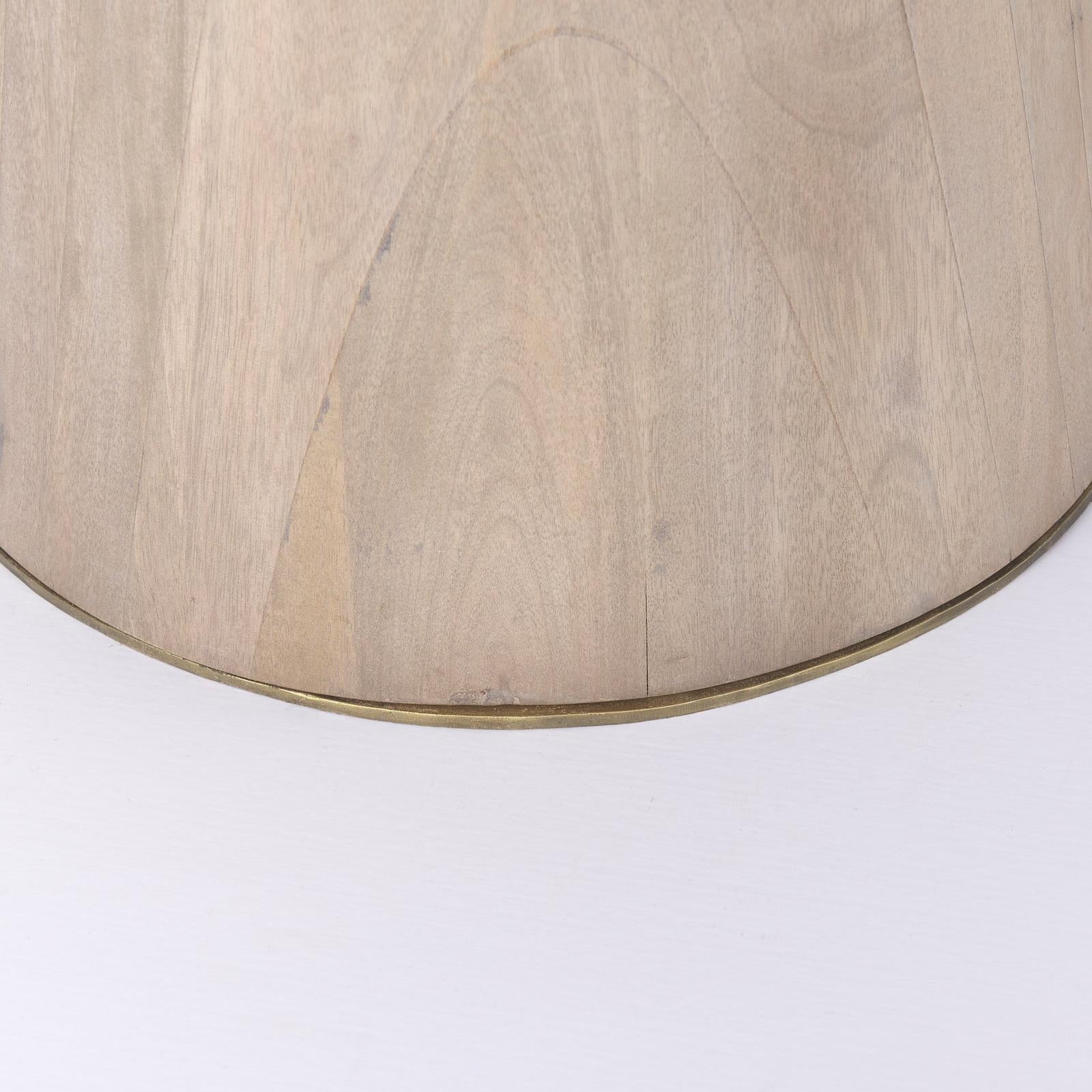 Mercana Maxwell Round Accent Pedestal Bistro Table