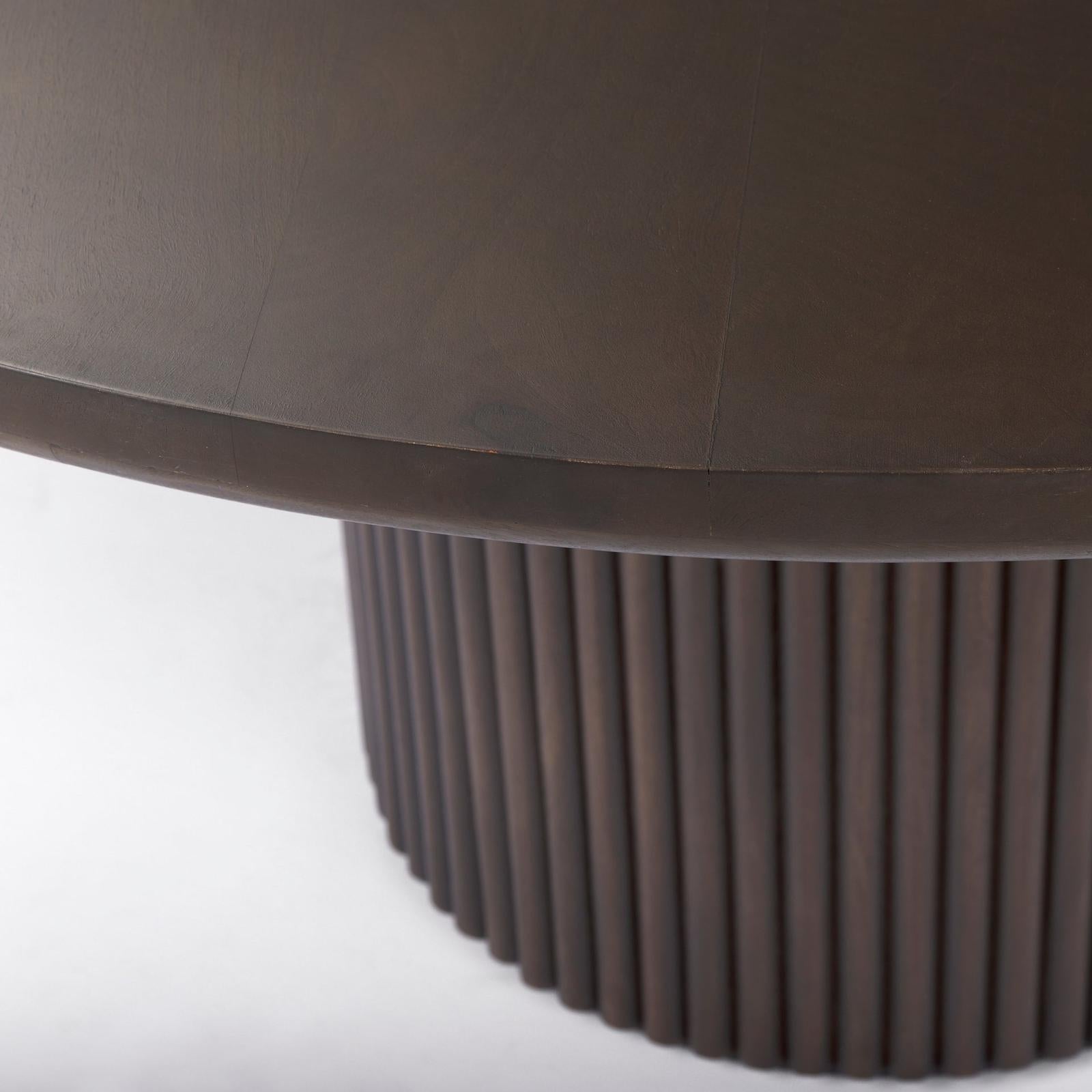 Mercana Terra Dark Brown Wood Round Fluted Dining Table