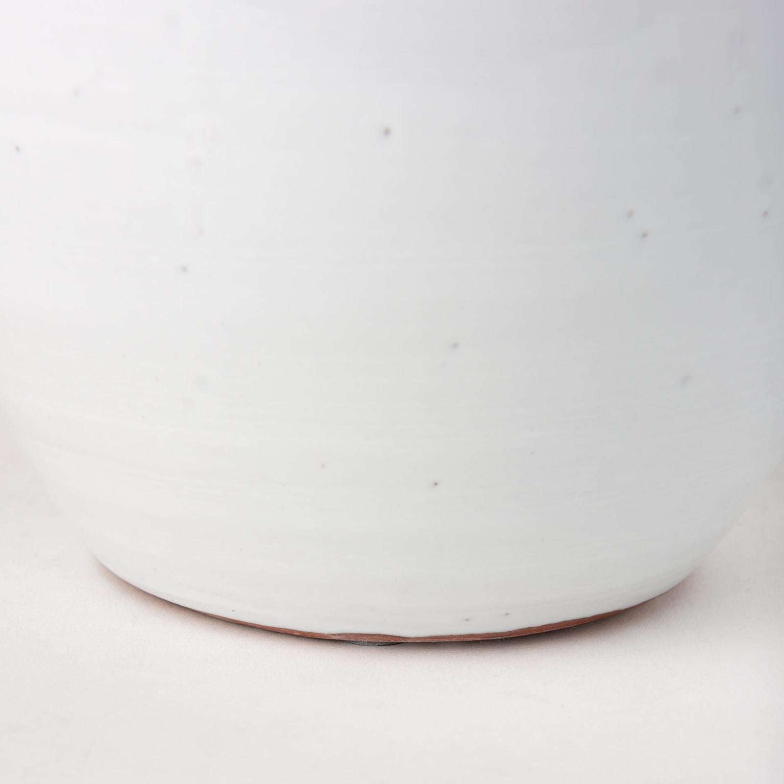 Mercana Basin Off-White Glazed Vase