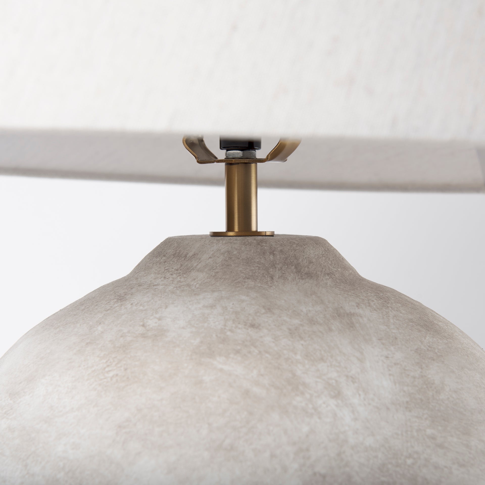 Mercana Mehdi Cream Ceramic Table Lamp