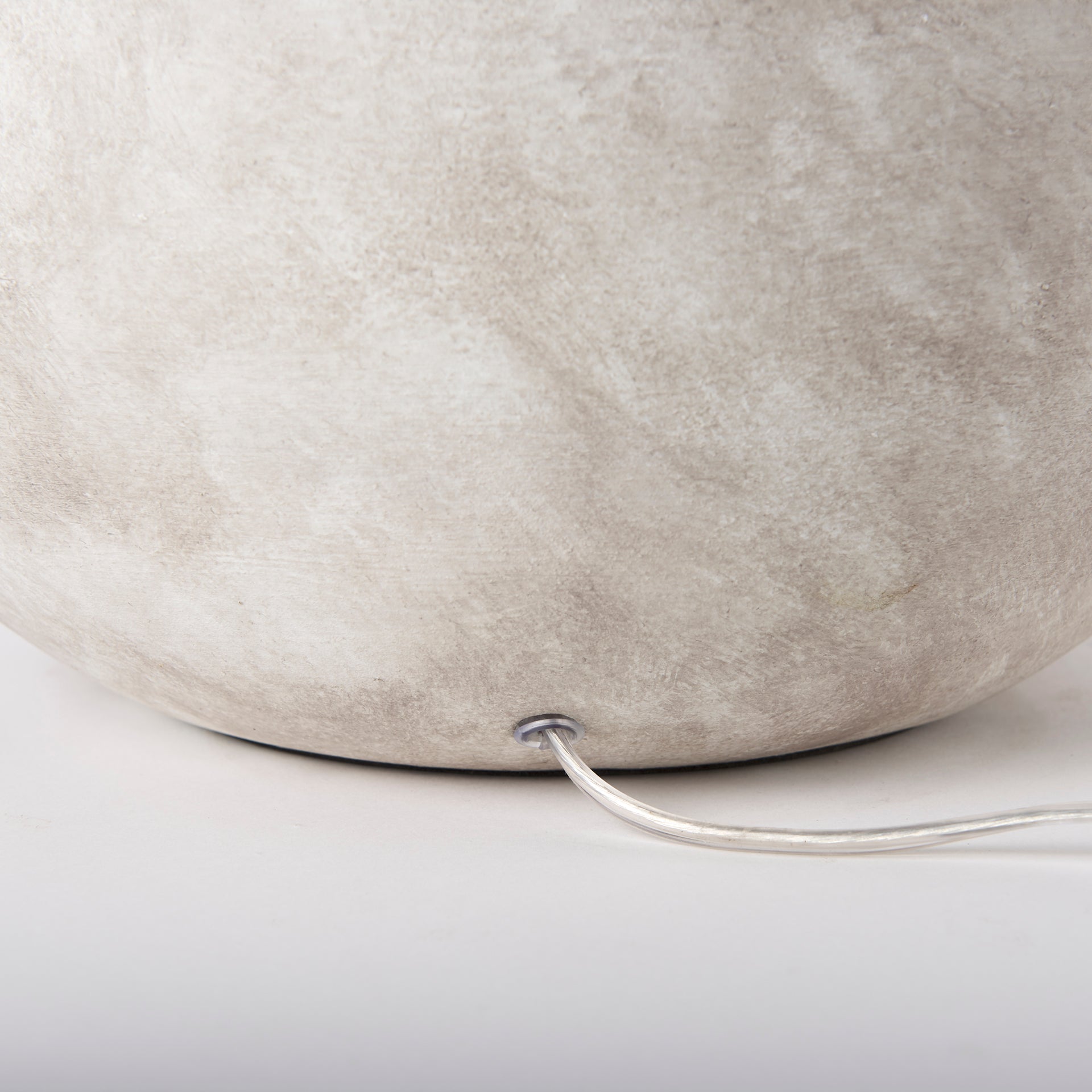 Mercana Mehdi Cream Ceramic Table Lamp