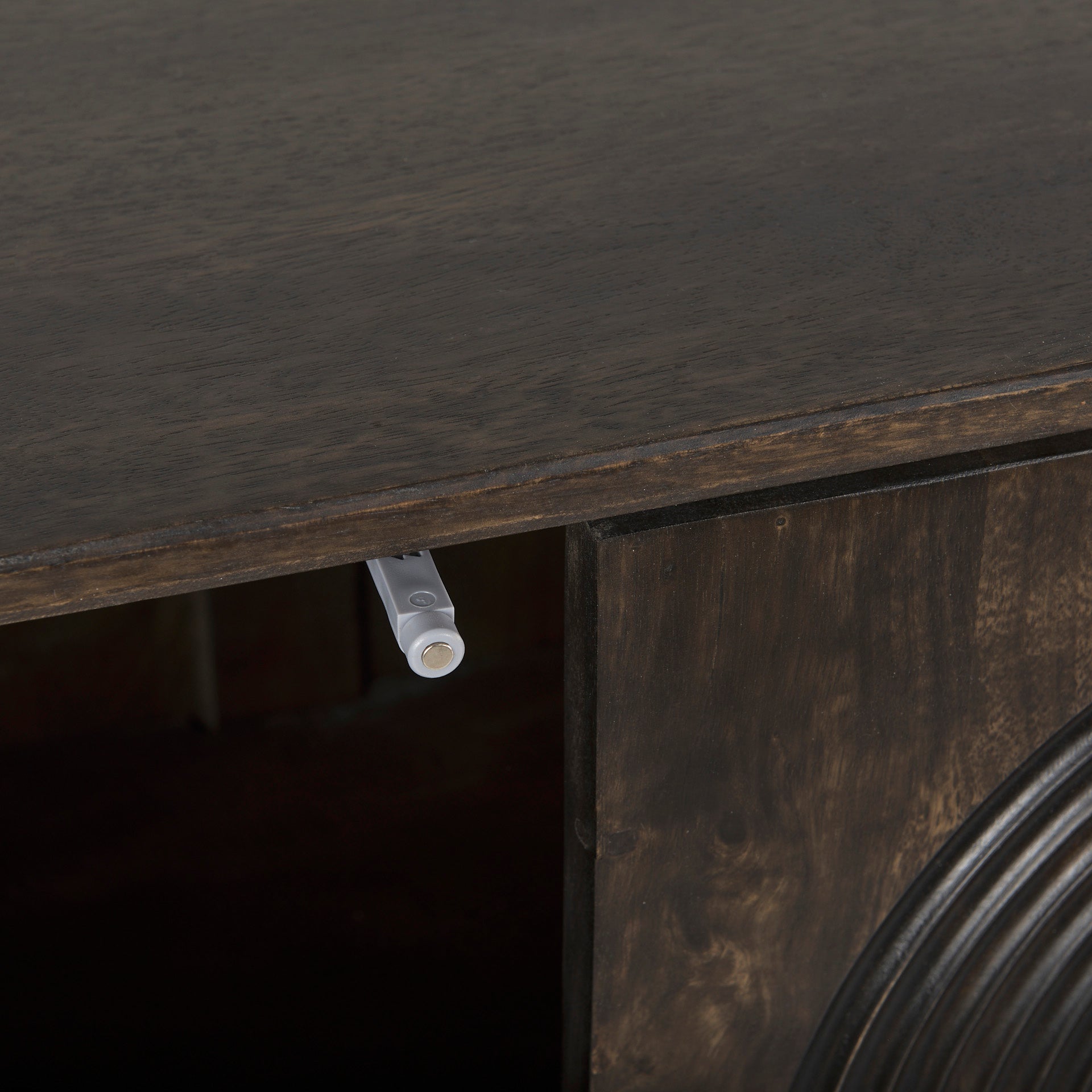 Mercana Tucker Wood w/ Carved Arch Pattern 4 Door Sideboard