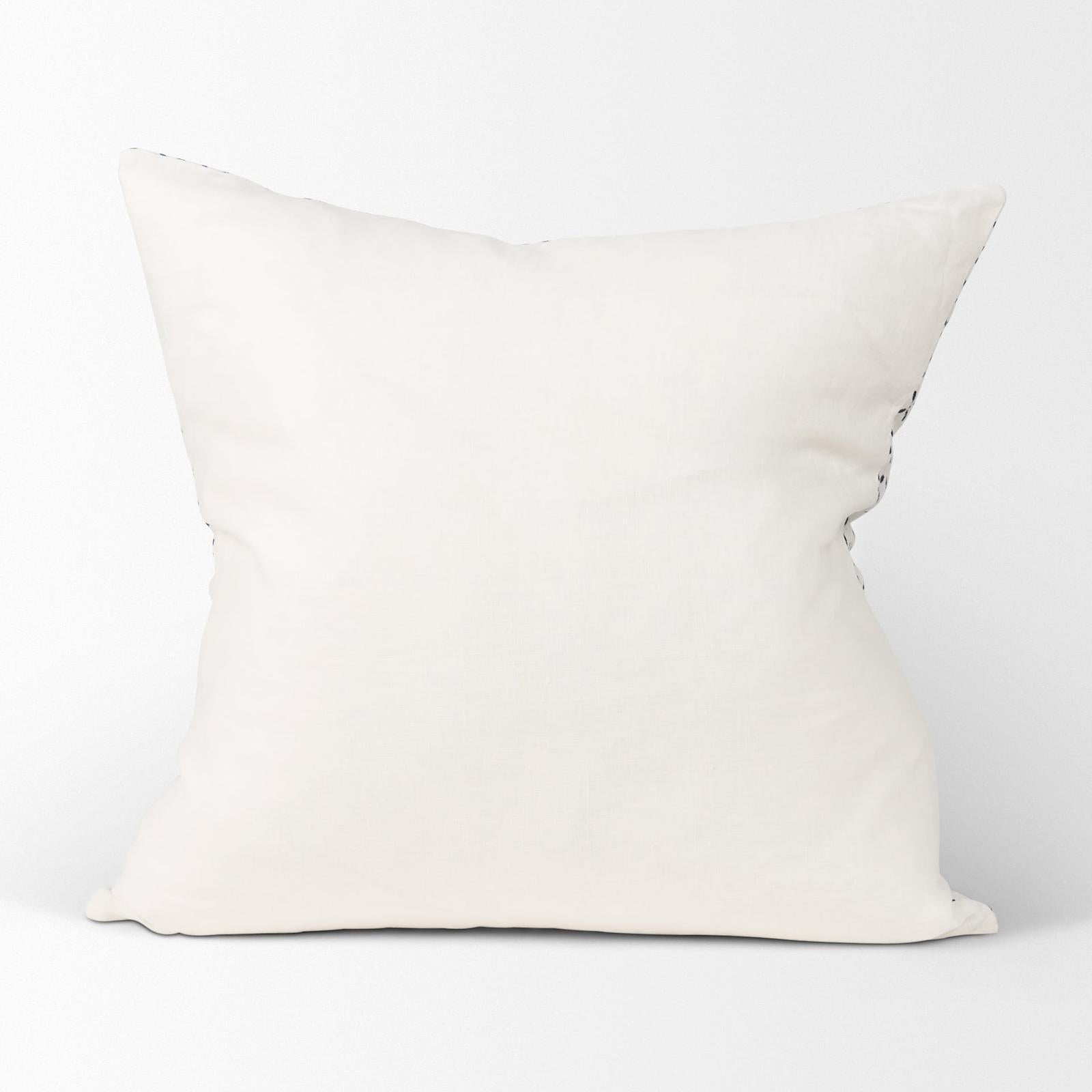 Mercana Jayden Cream w/ Black Print Linen Decorative Pillow Cover Clearance