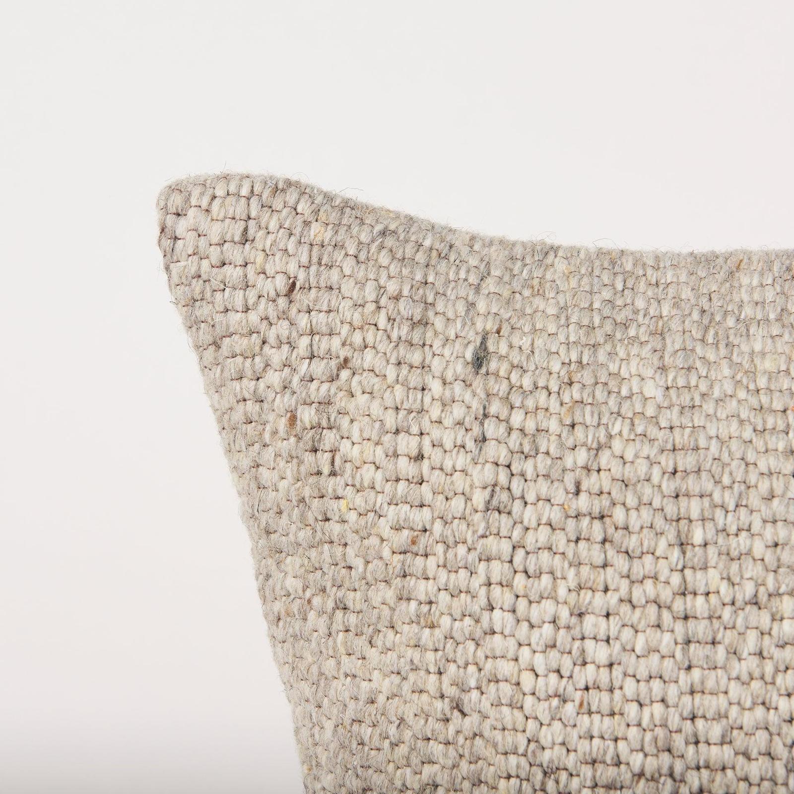 Mercana Kyle Pillow Cover
