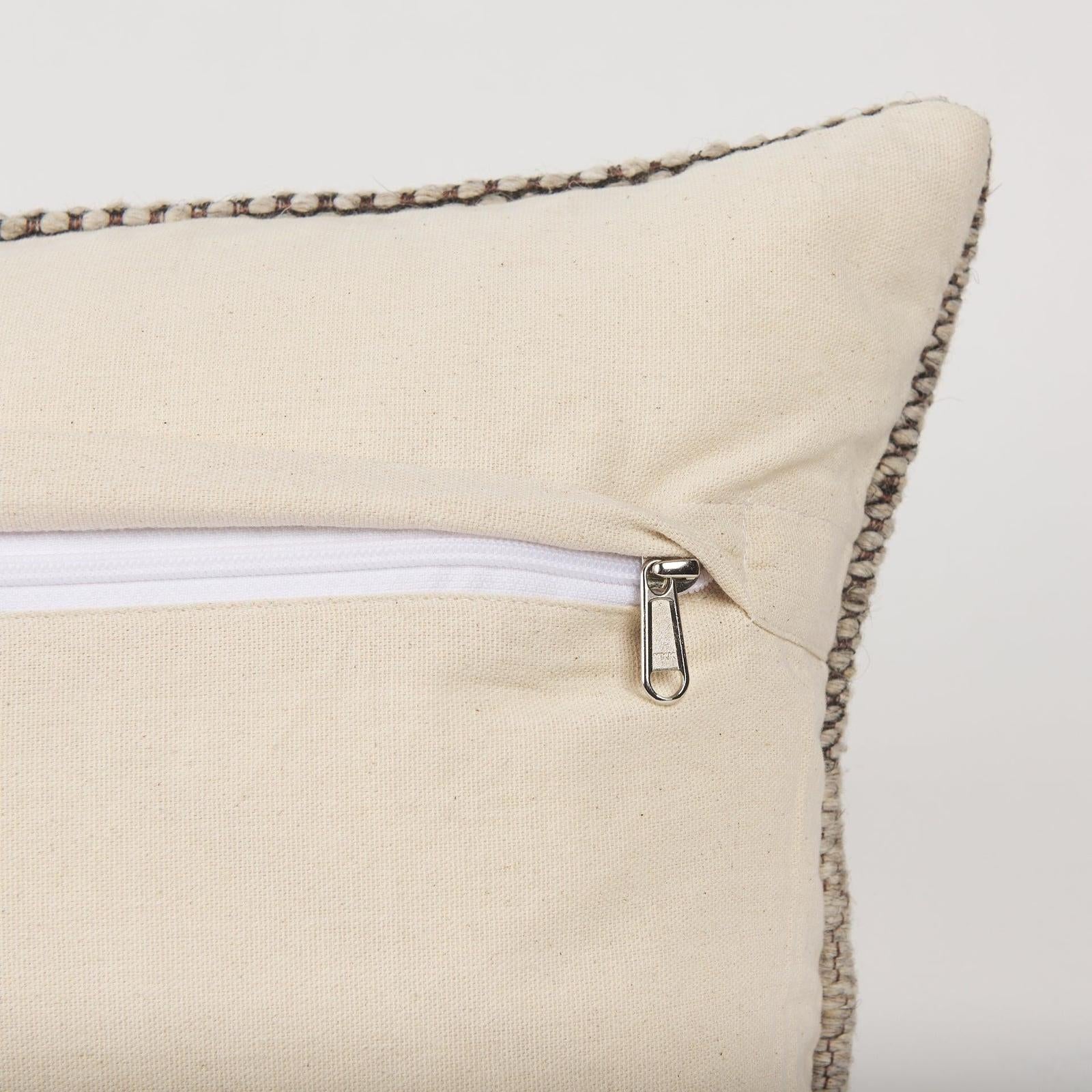 Mercana Kyle Pillow Cover