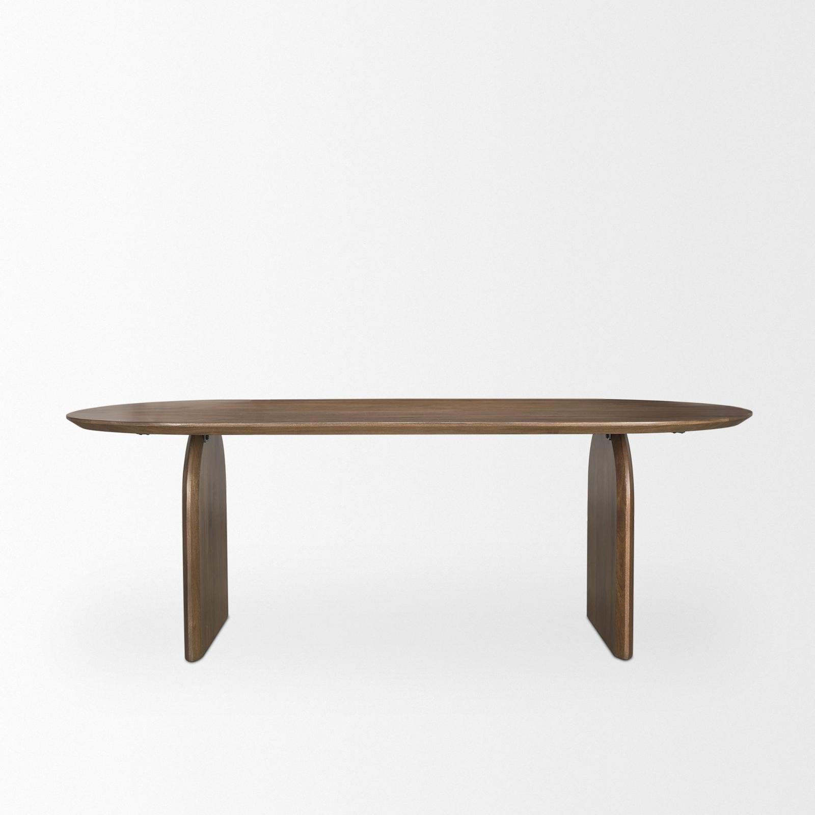 Mercana Isla Oval Dining Table