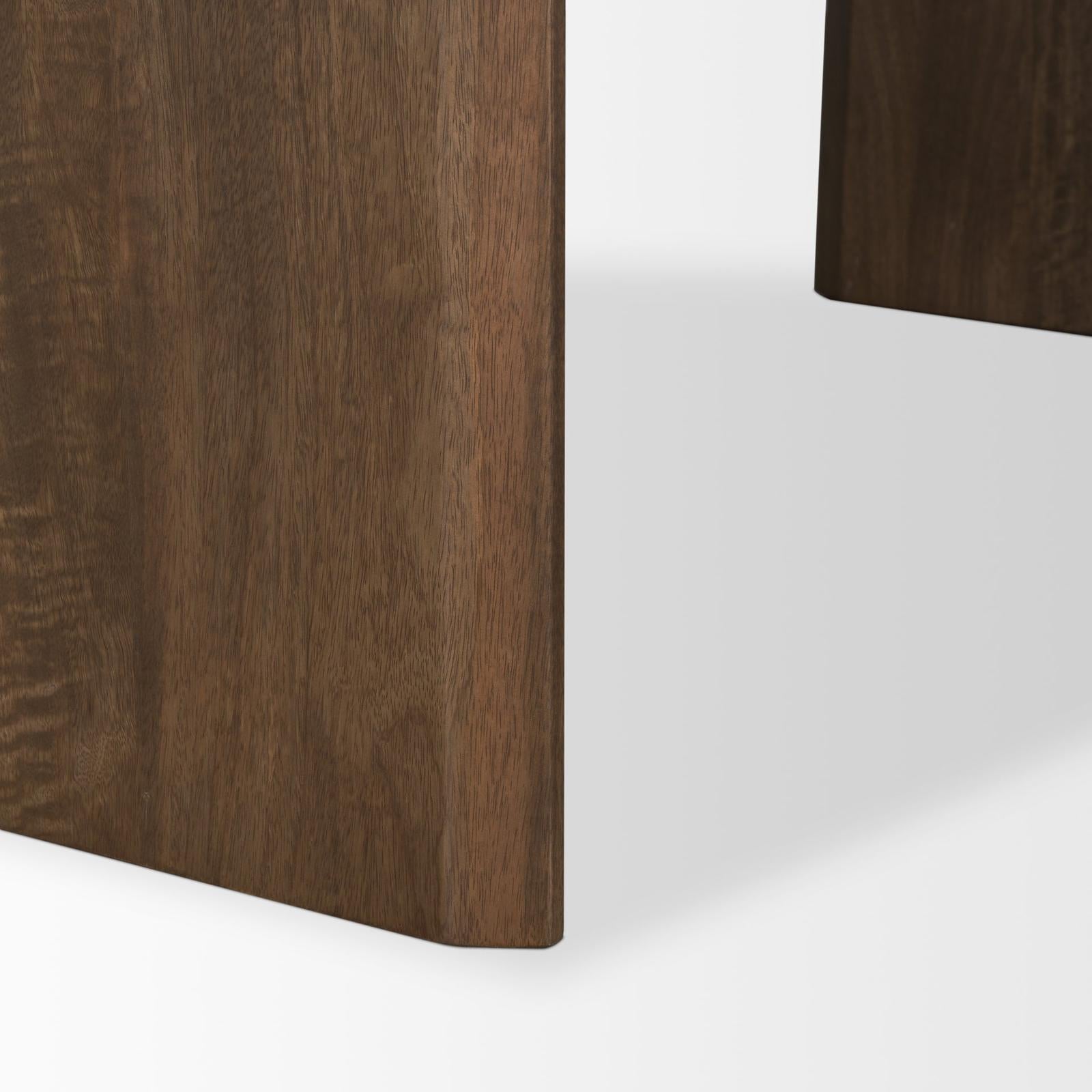 Mercana Isla Oval Dining Table