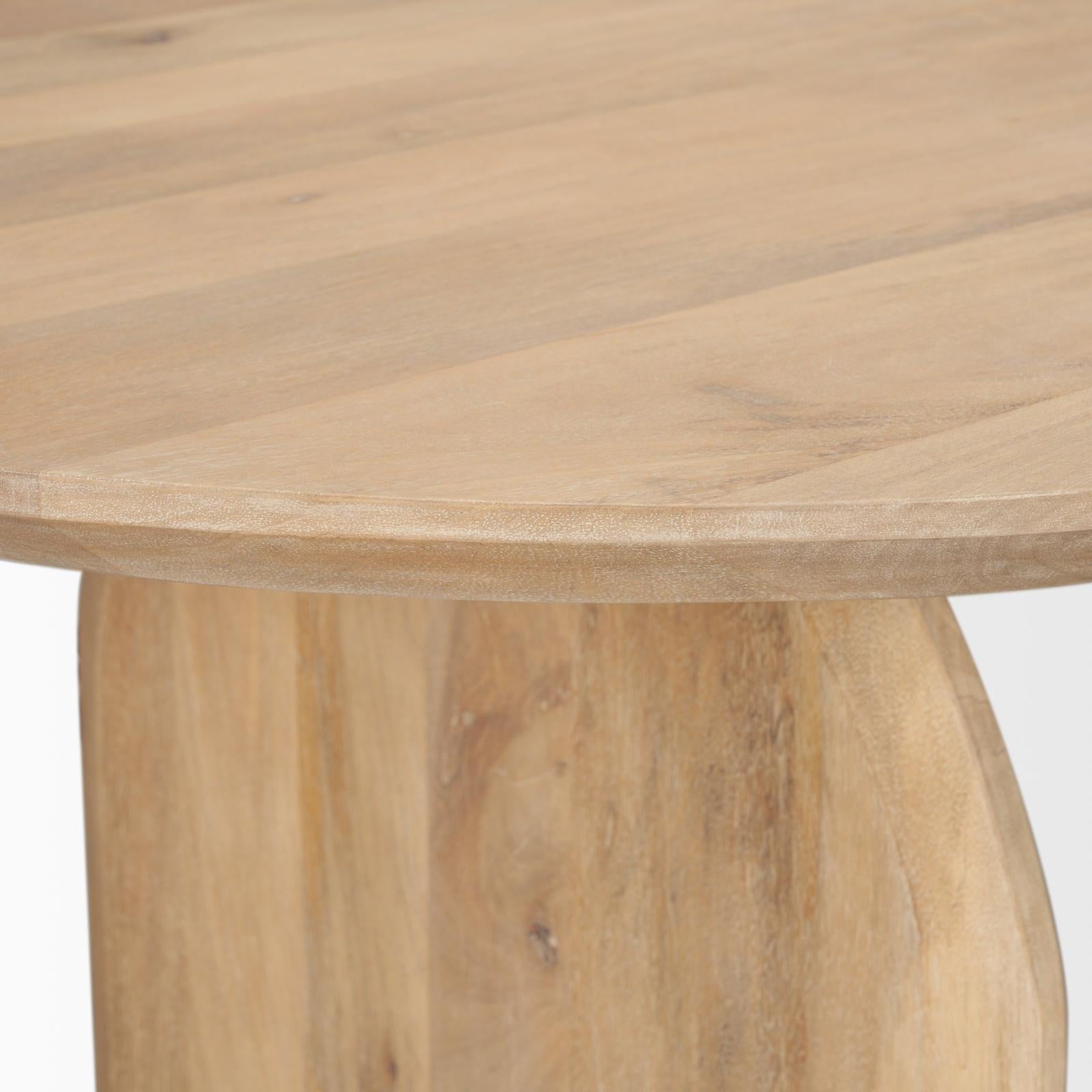Mercana Isla Oval Dining Table