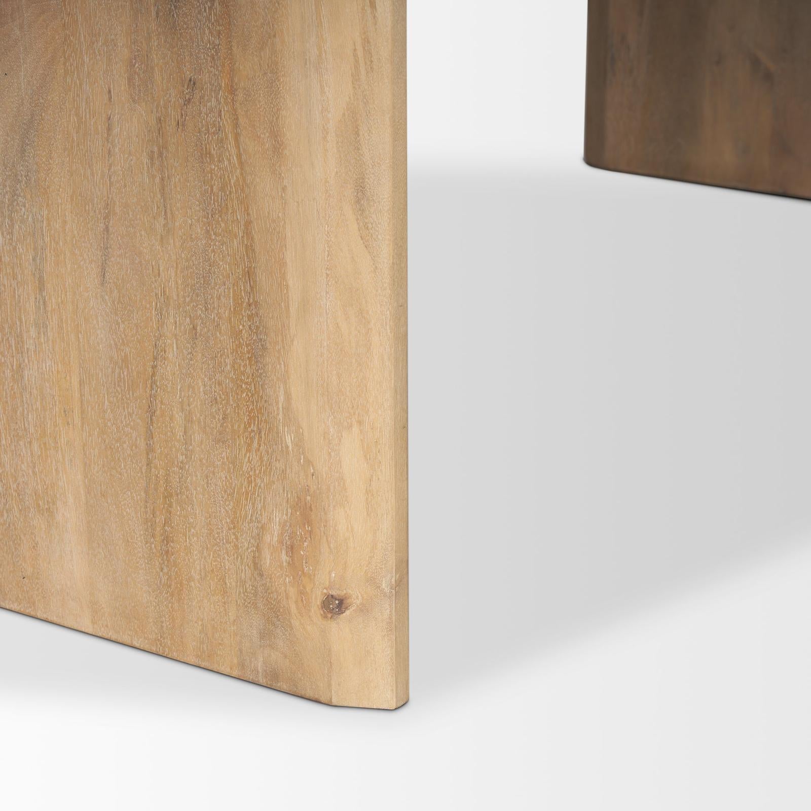 Mercana Isla Oval Dining Table