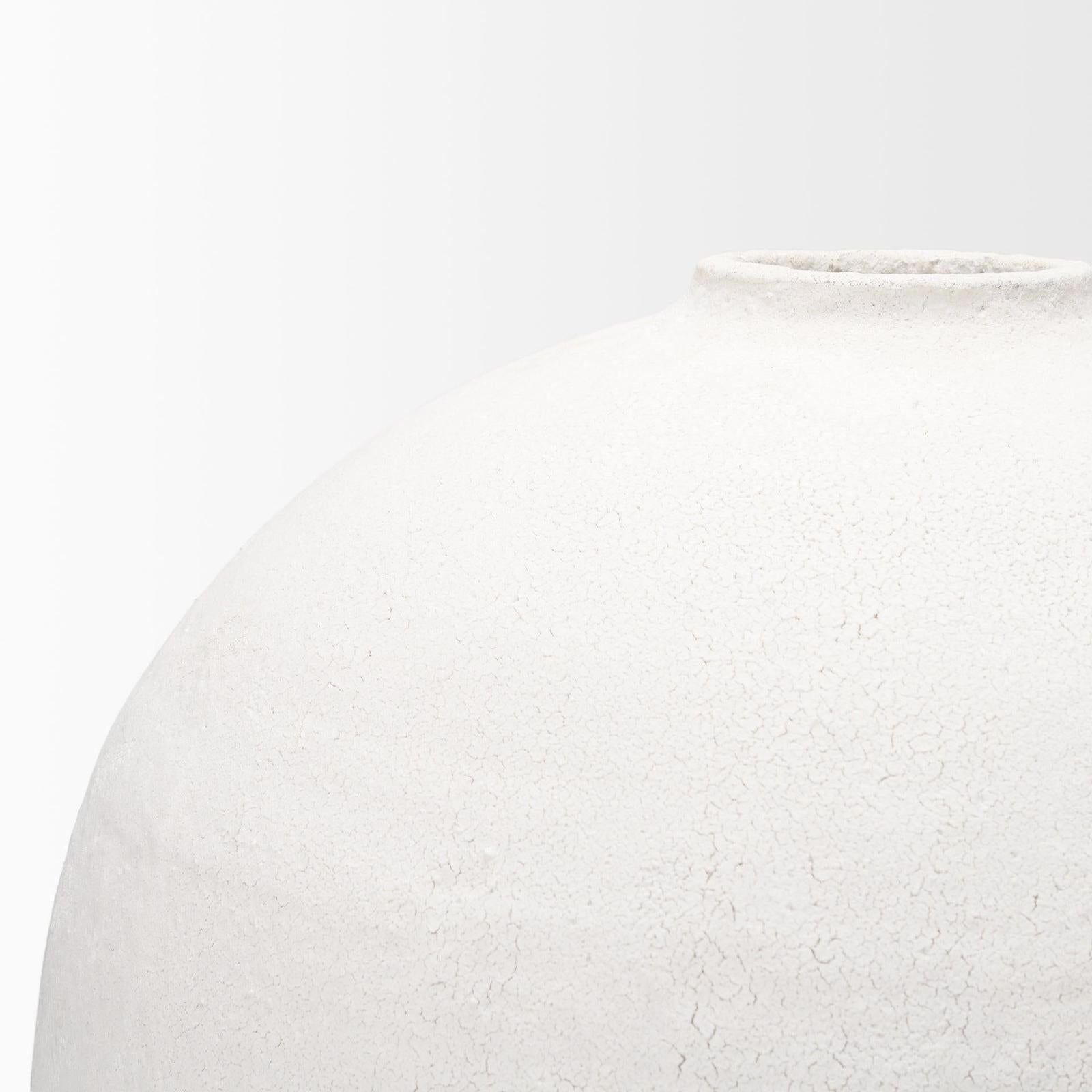 Mercana Karakum White Textured Ceramic Vase