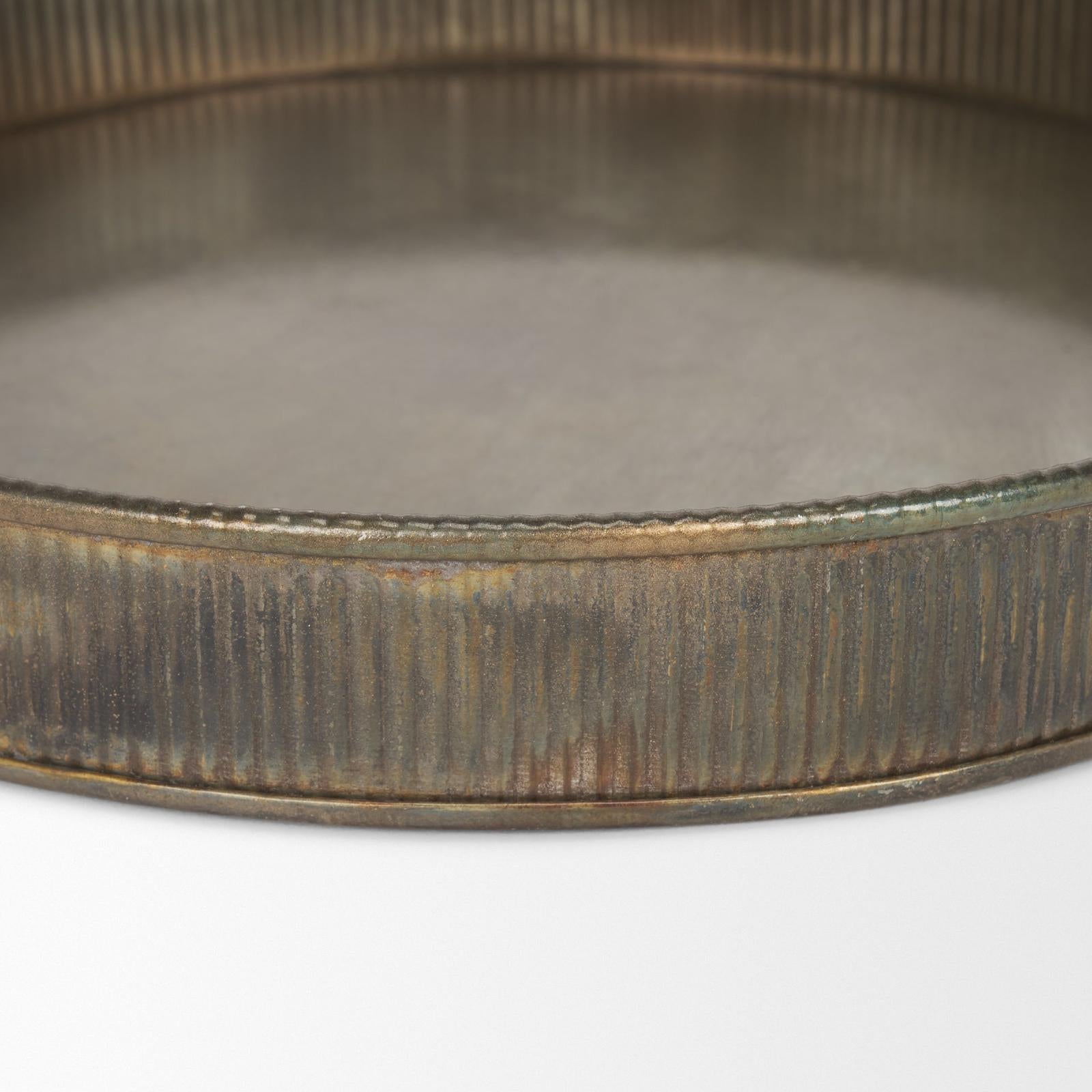 Mercana Varun Antiqued Brass Metal Tray -Set of 2
