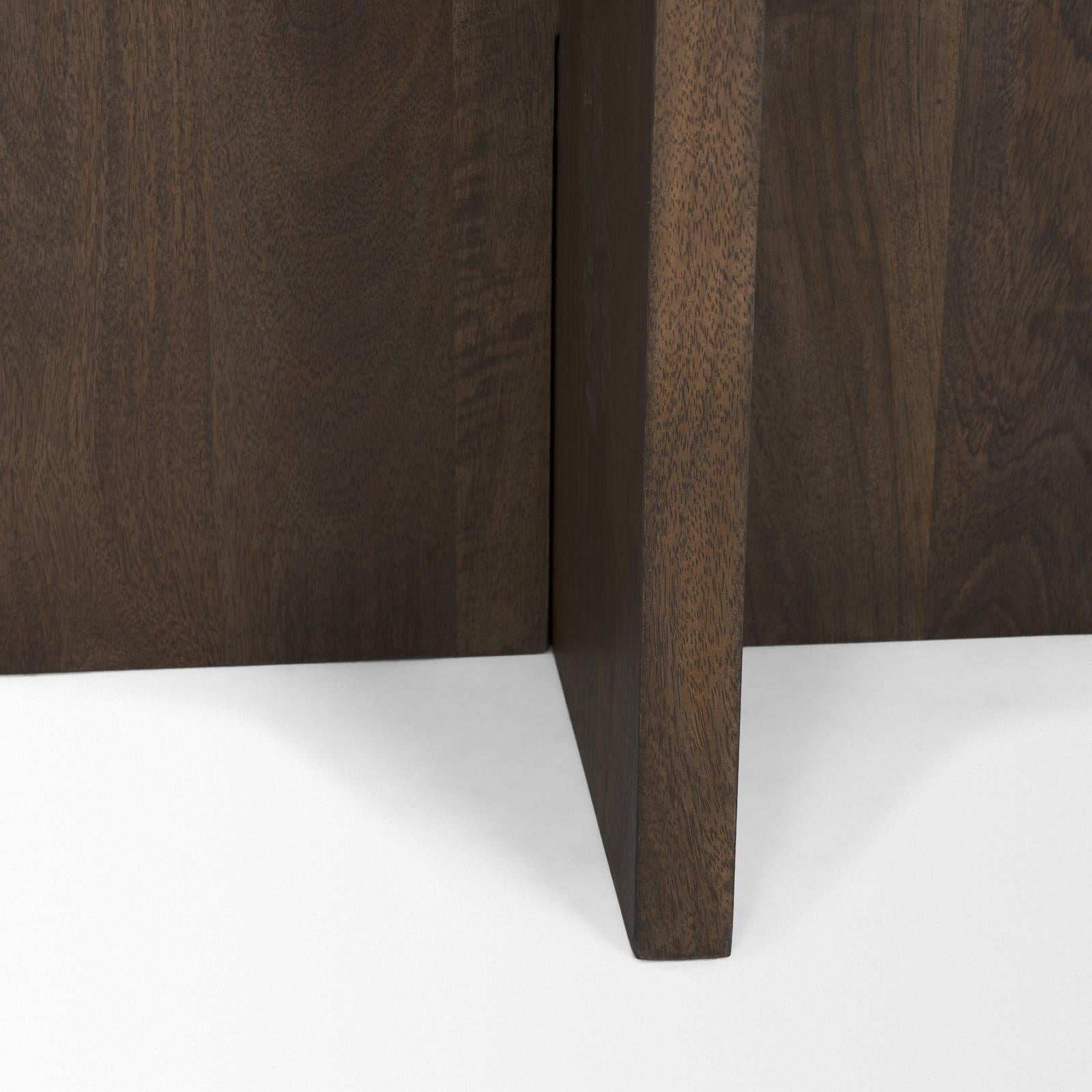 Mercana Bianca Wood w/ Marble Round Accent Table