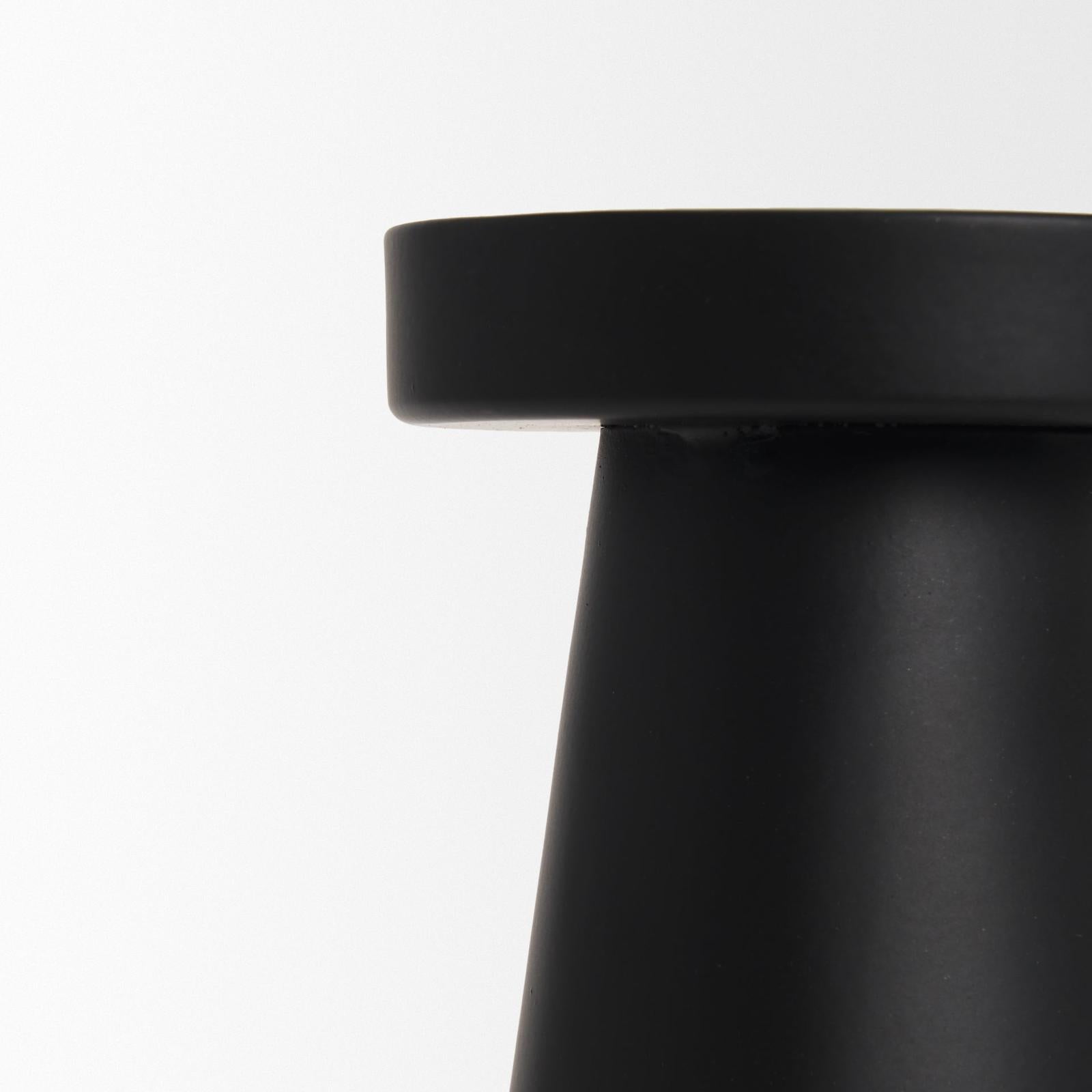 Mercana Quadir Matte Black Metal Candle Holder