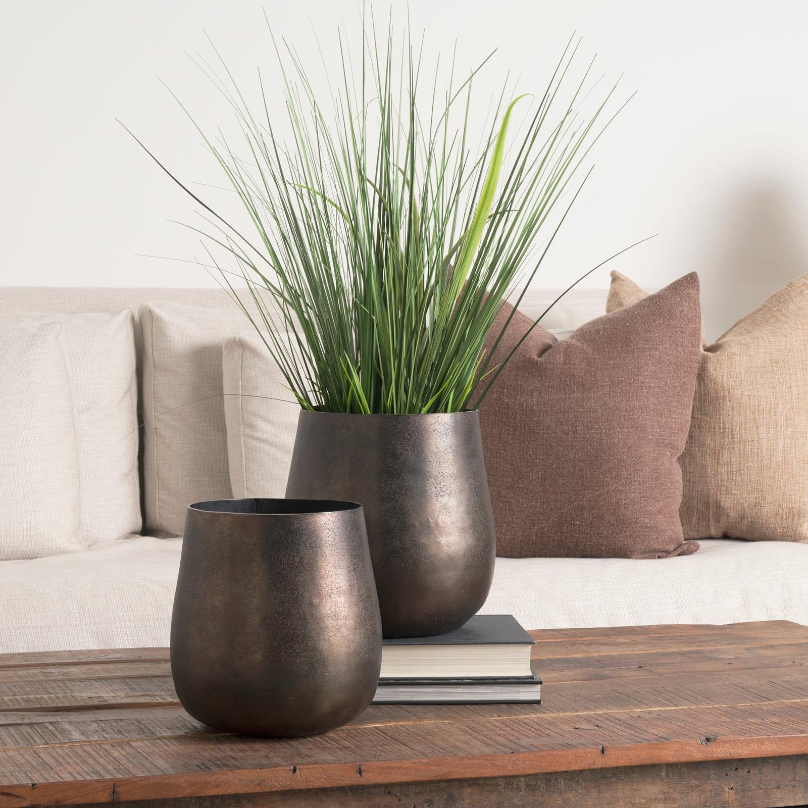 Mercana Quade Gold Metal Planter