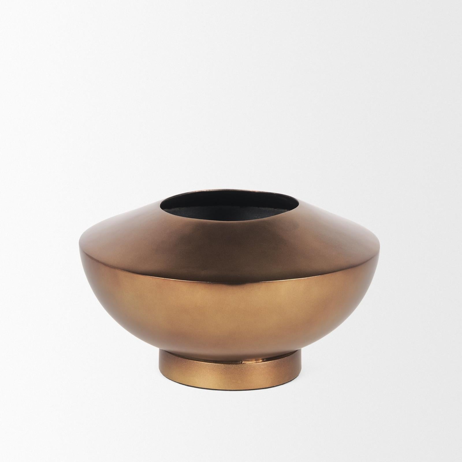 Mercana Quiana Gold Metal Vase