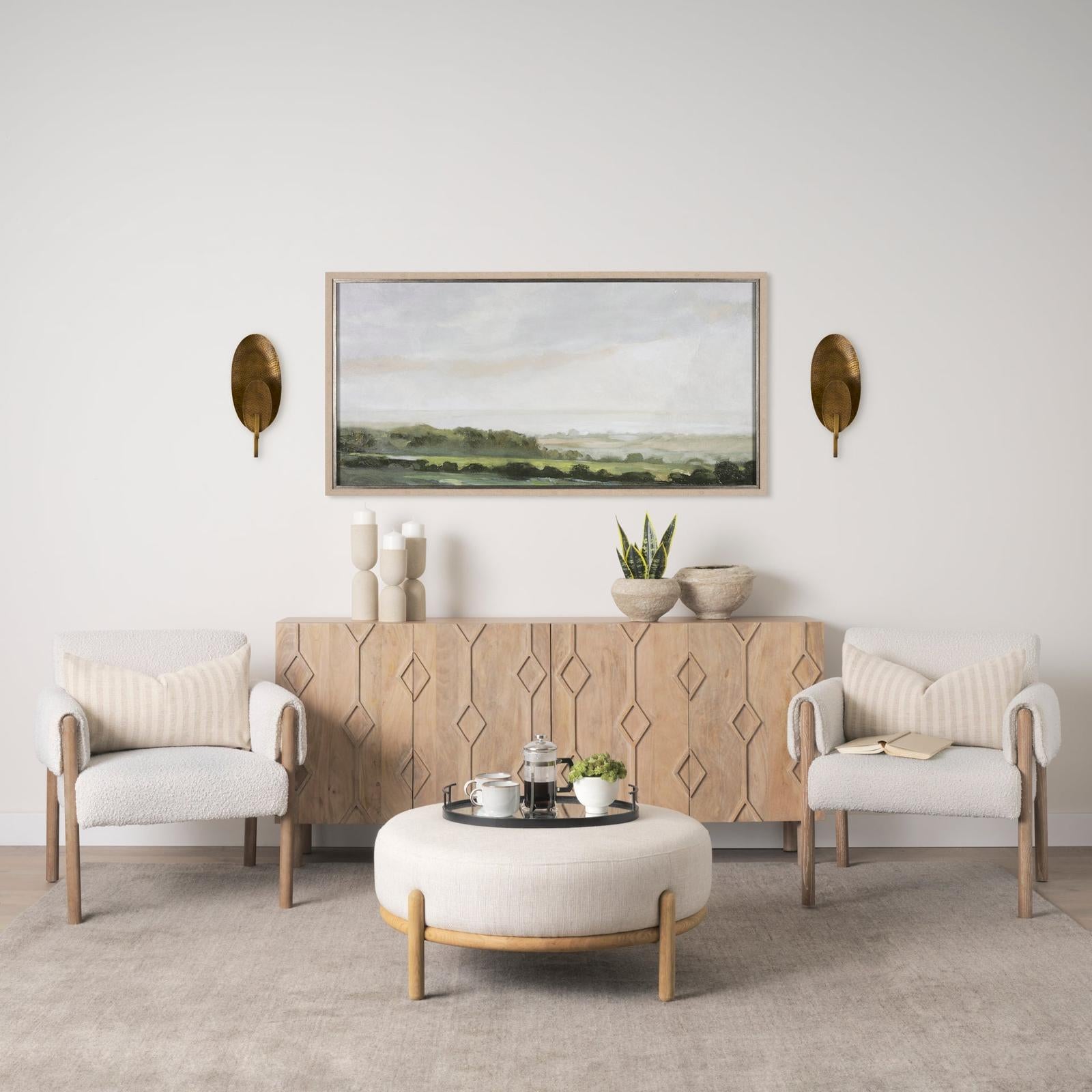 Mercana Clarence Metal Hammered Gold Round Wall Sconce