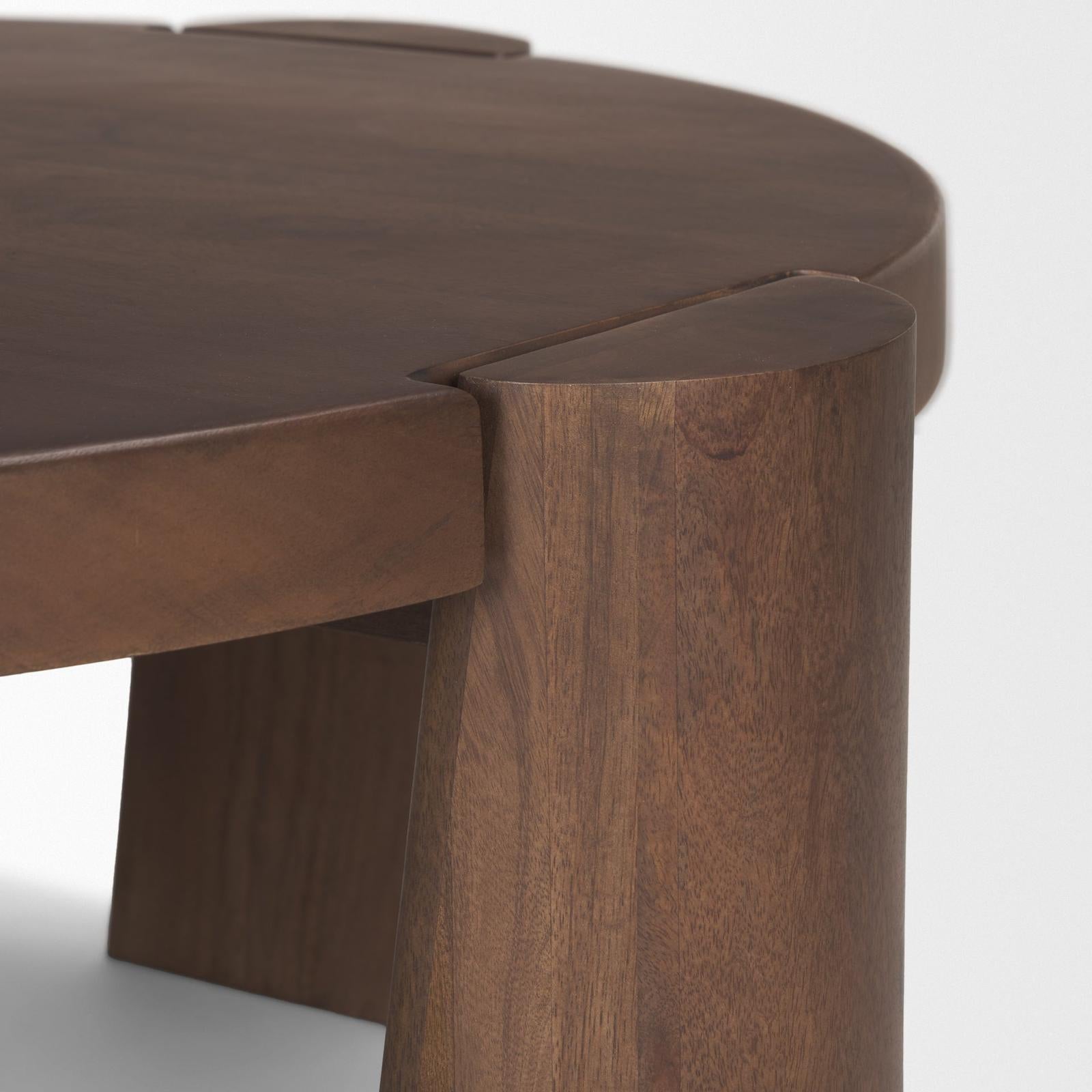 Mercana Tammar Round Wood w/ Tapered Legs Coffee Table