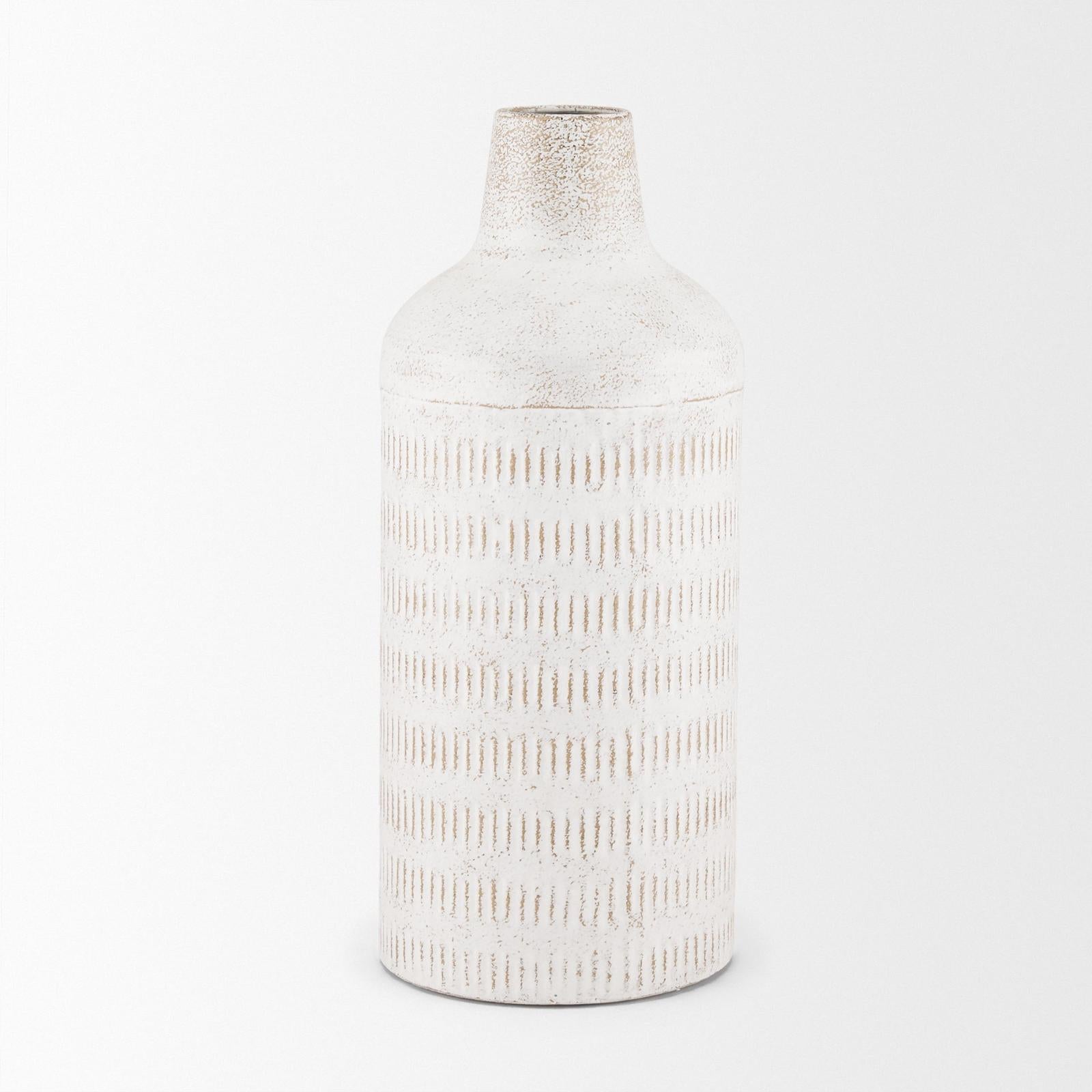 Mercana Tisha White W/ Terracotta Distressing Metal Vase