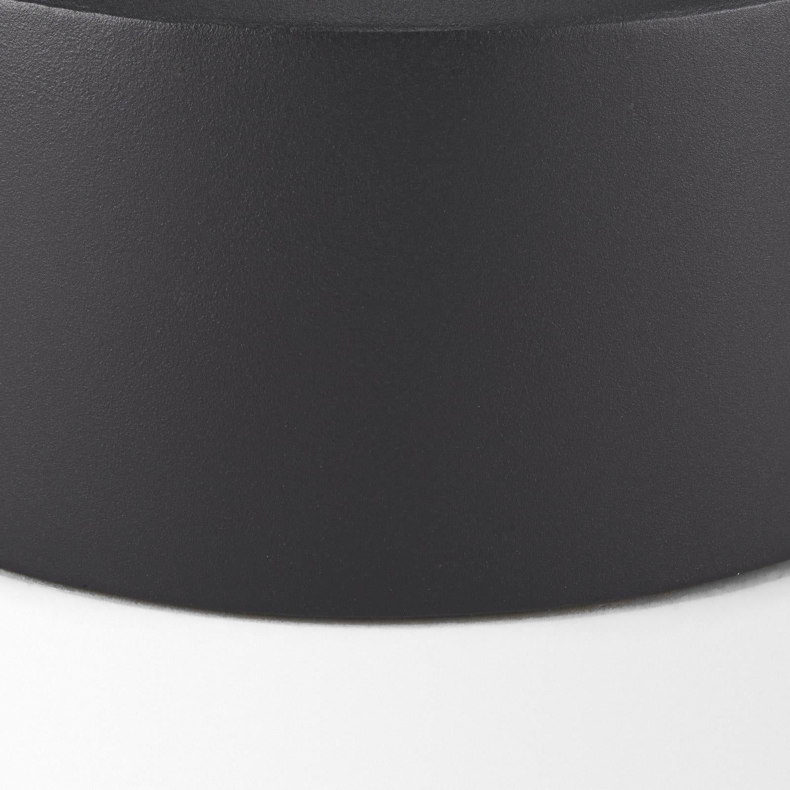 Mercana Tosca Matte Black Metal Vase