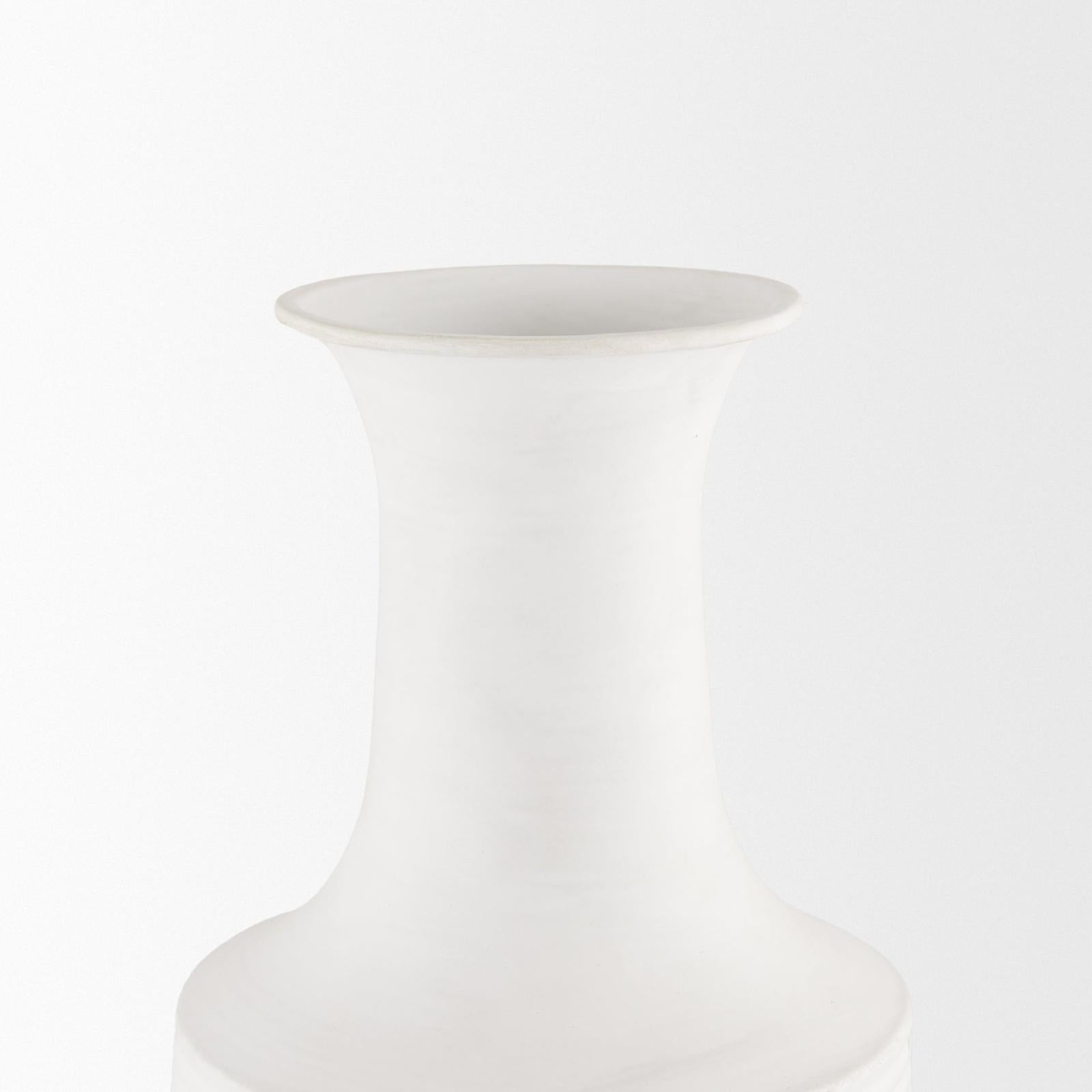 Mercana Toru White w/ Grey Ombre Metal Vase