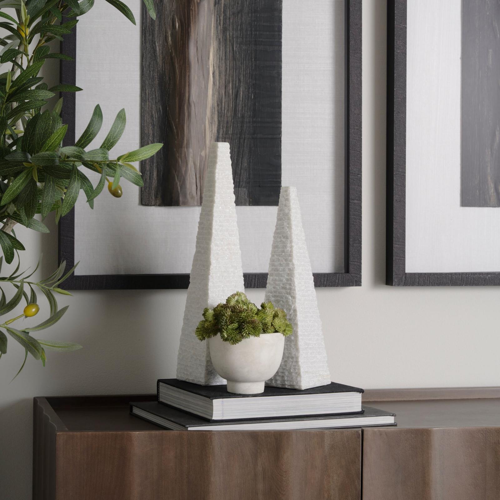 Mercana Pyramis White Rough Marble Obelisk Clearance