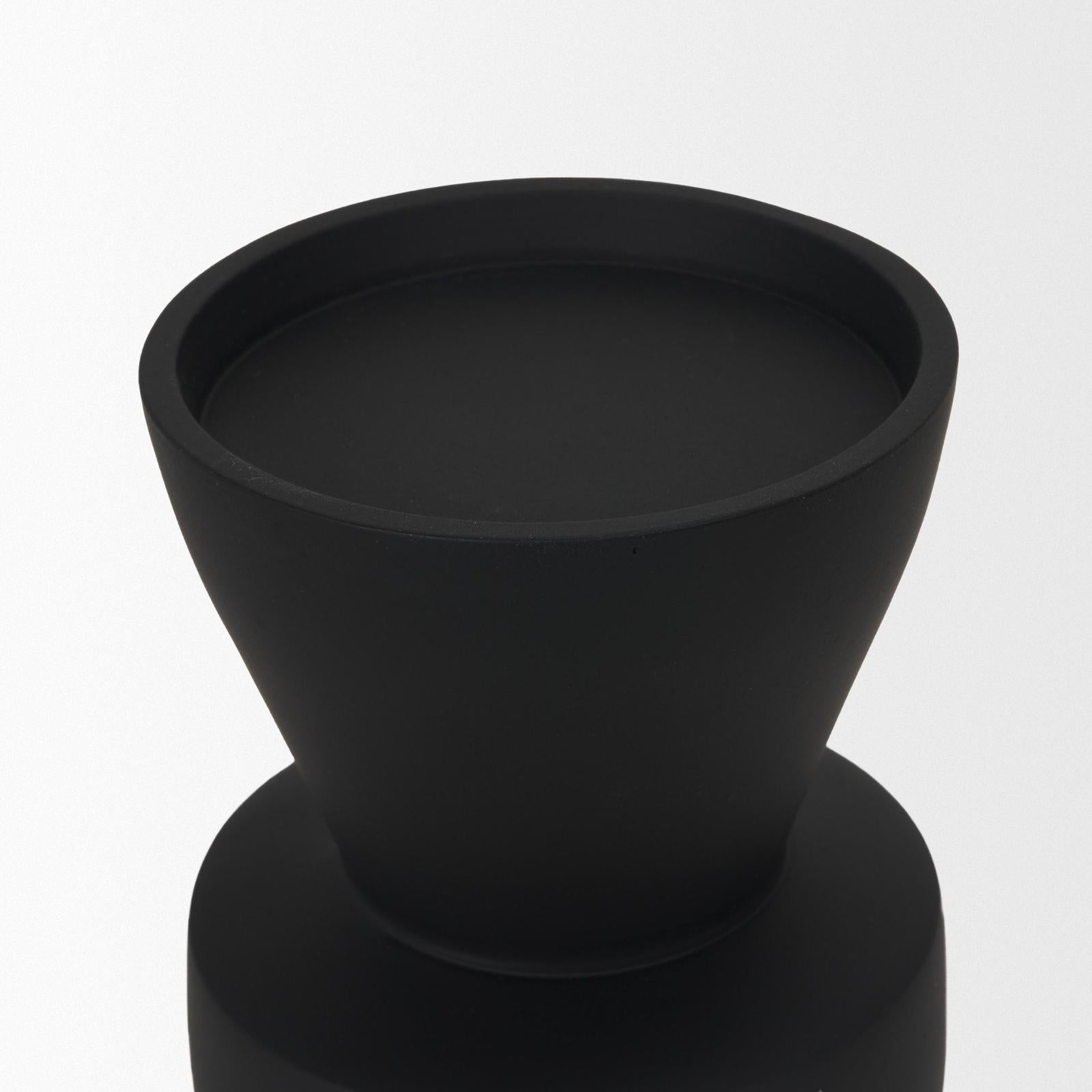 Mercana Odilia Metal Geometric Pillar Candle Holder