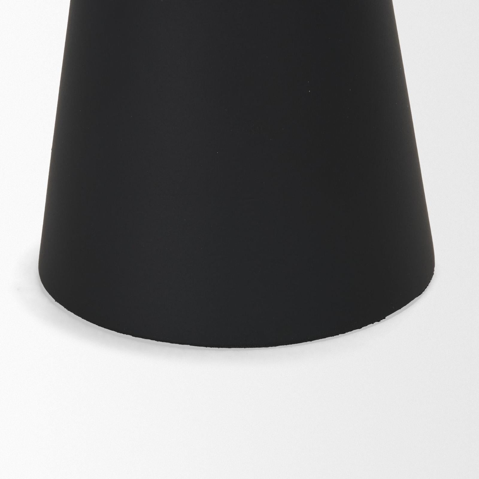 Mercana Odilia Metal Geometric Pillar Candle Holder
