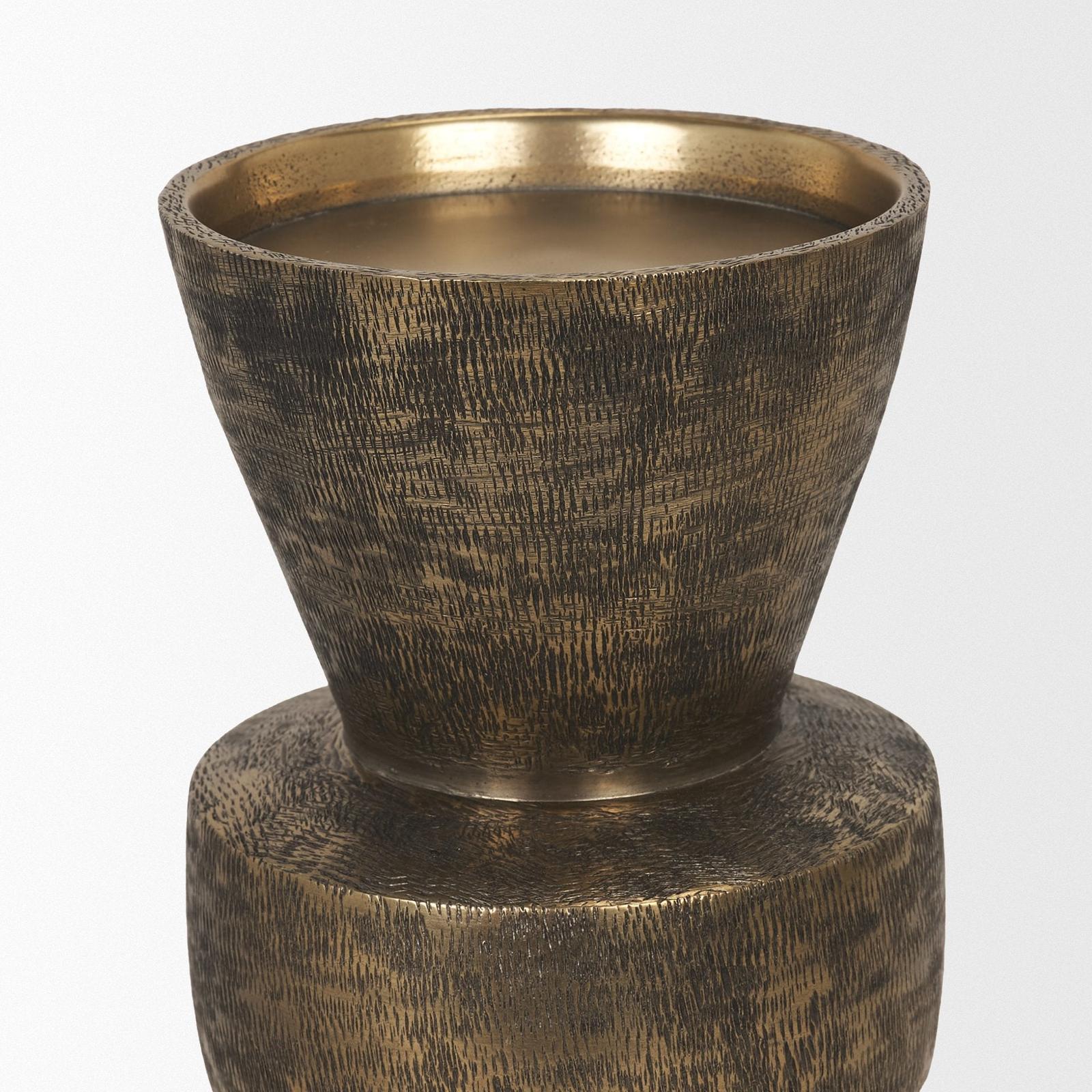 Mercana Odilia Metal Geometric Pillar Candle Holder