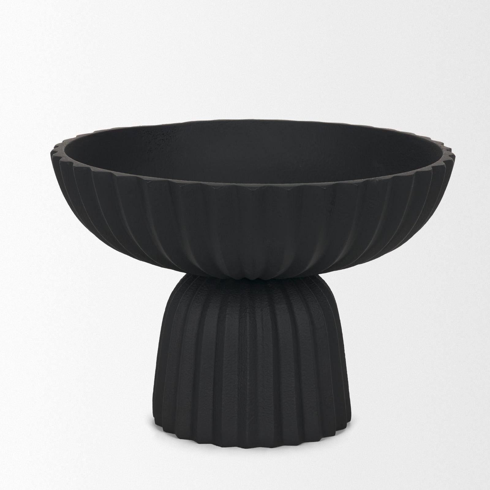 Mercana Ciaran Metal Decorative Bowl