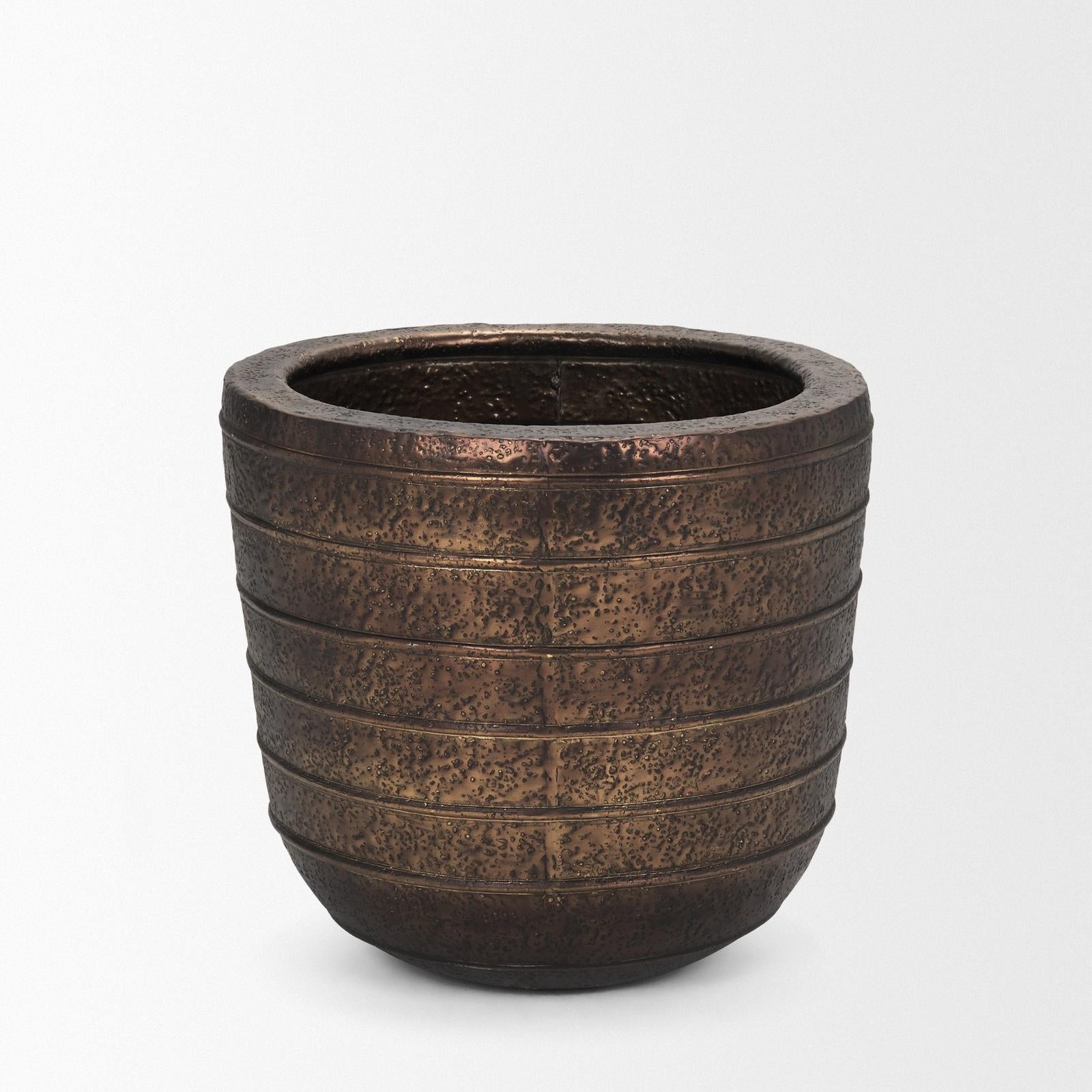 Mercana Aivana Antiqued Gold Metal Floor Vase