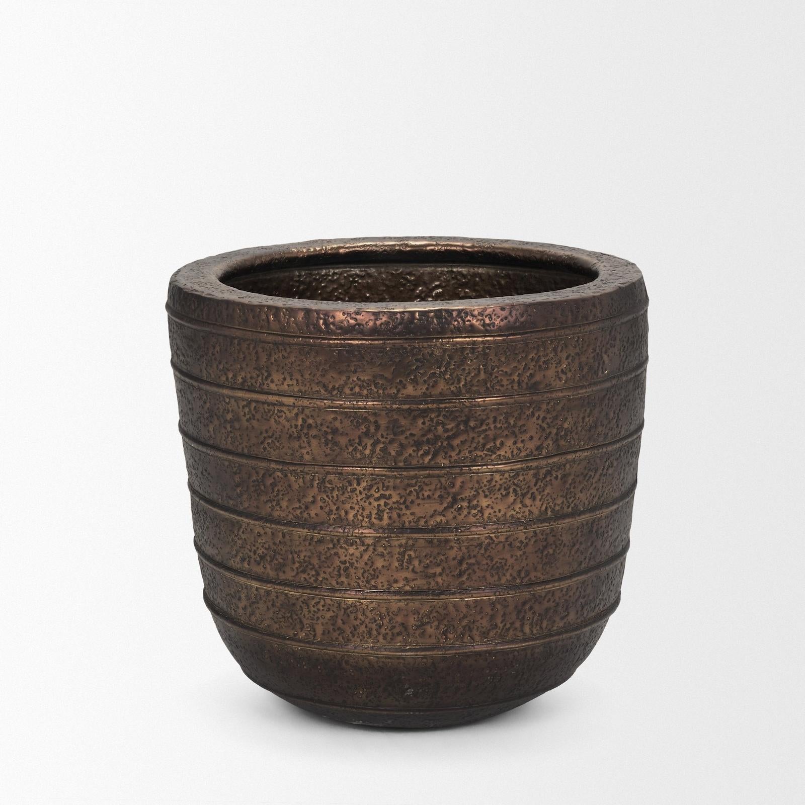 Mercana Aivana Antiqued Gold Metal Floor Vase