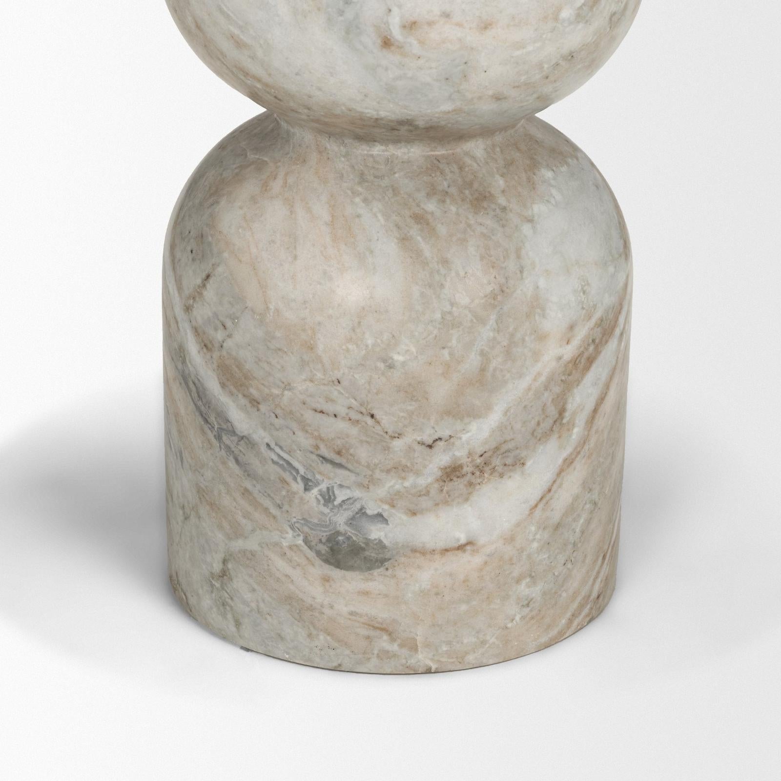 Mercana Nylah Round Accent Table