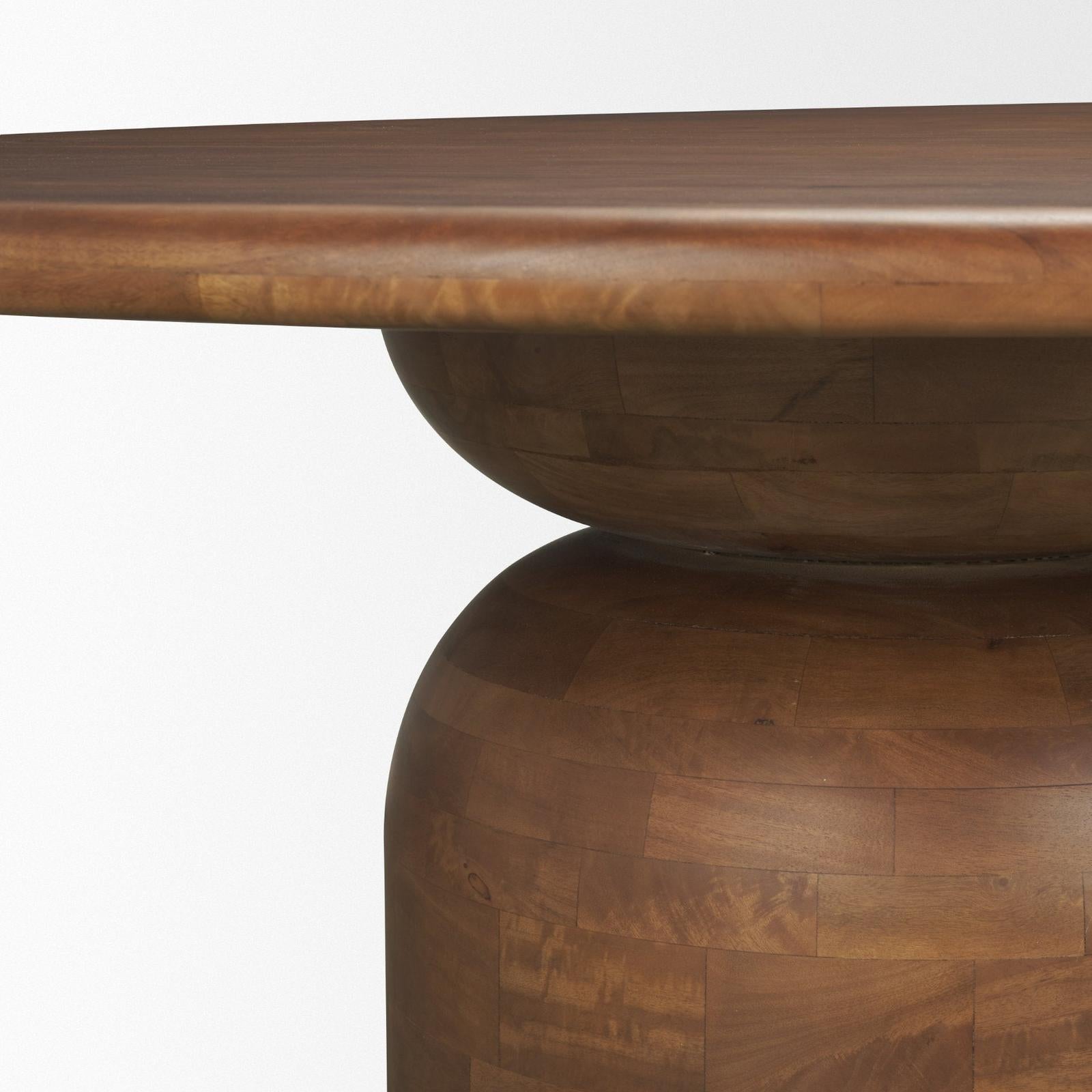 Mercana Atlas Pedestal Base Round Dining Table