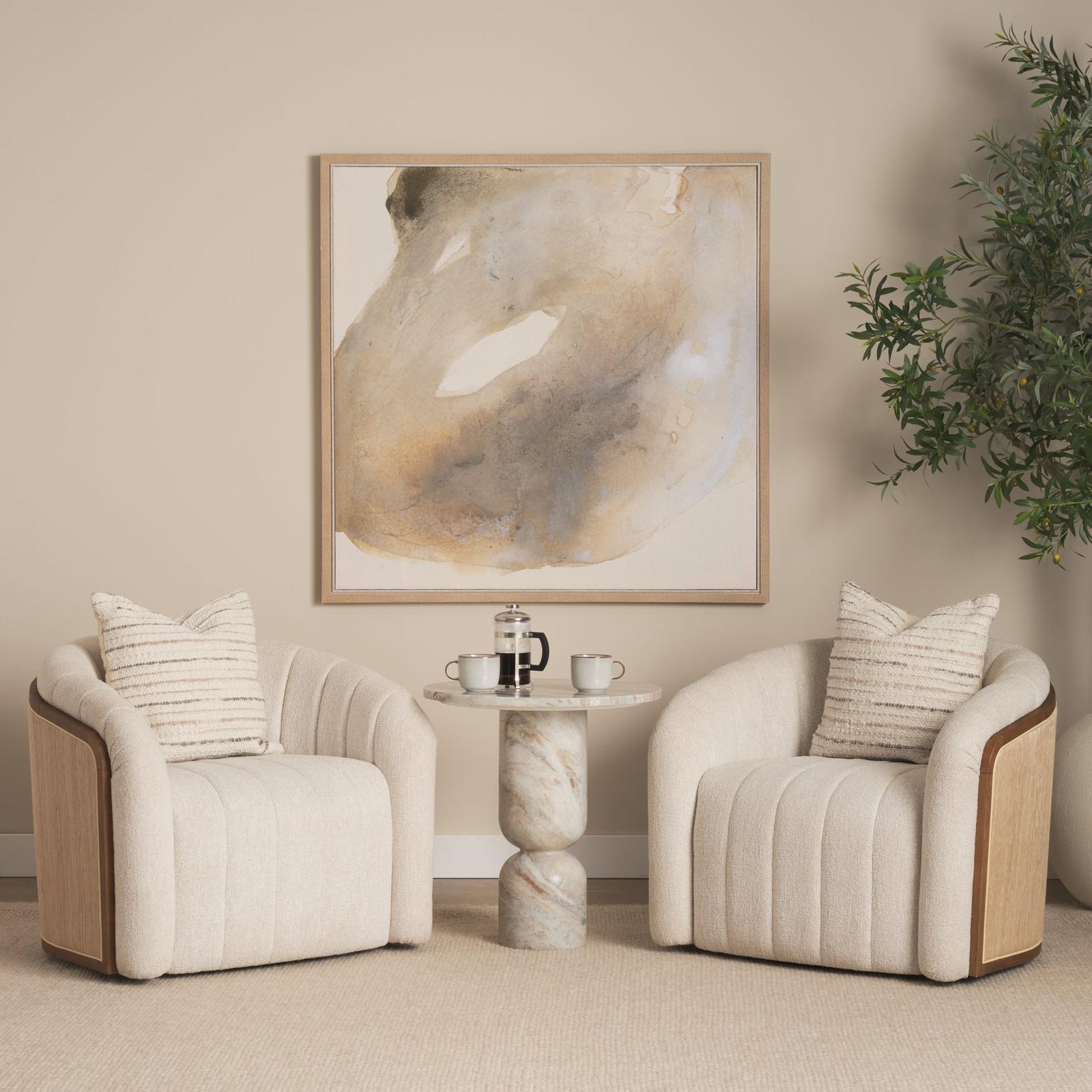 Mercana Nylah Round Accent Table