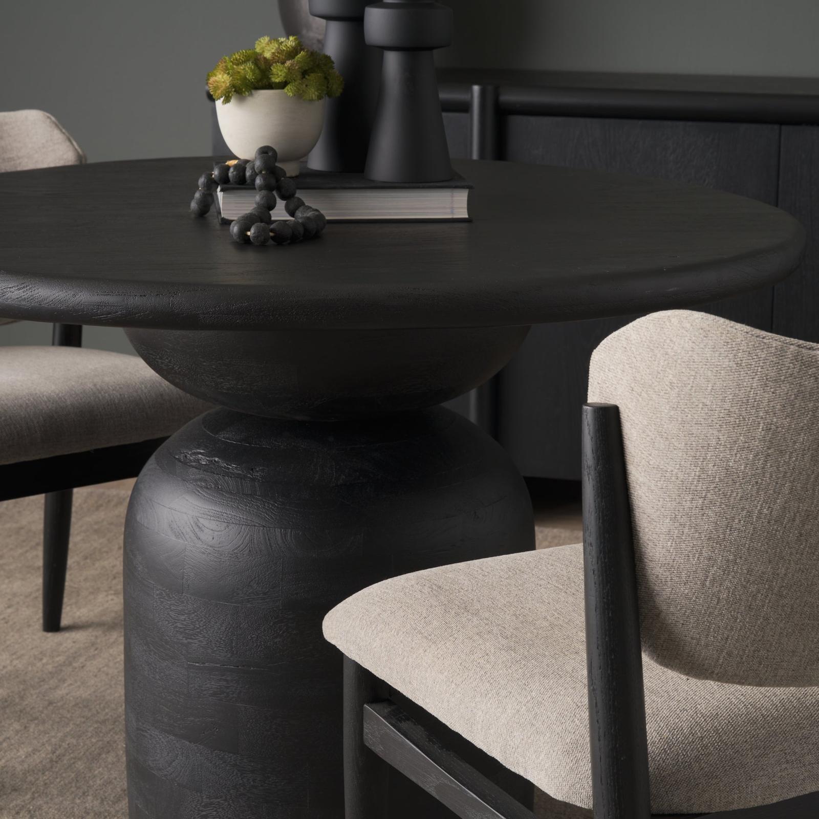 Mercana Atlas Pedestal Base Round Dining Table