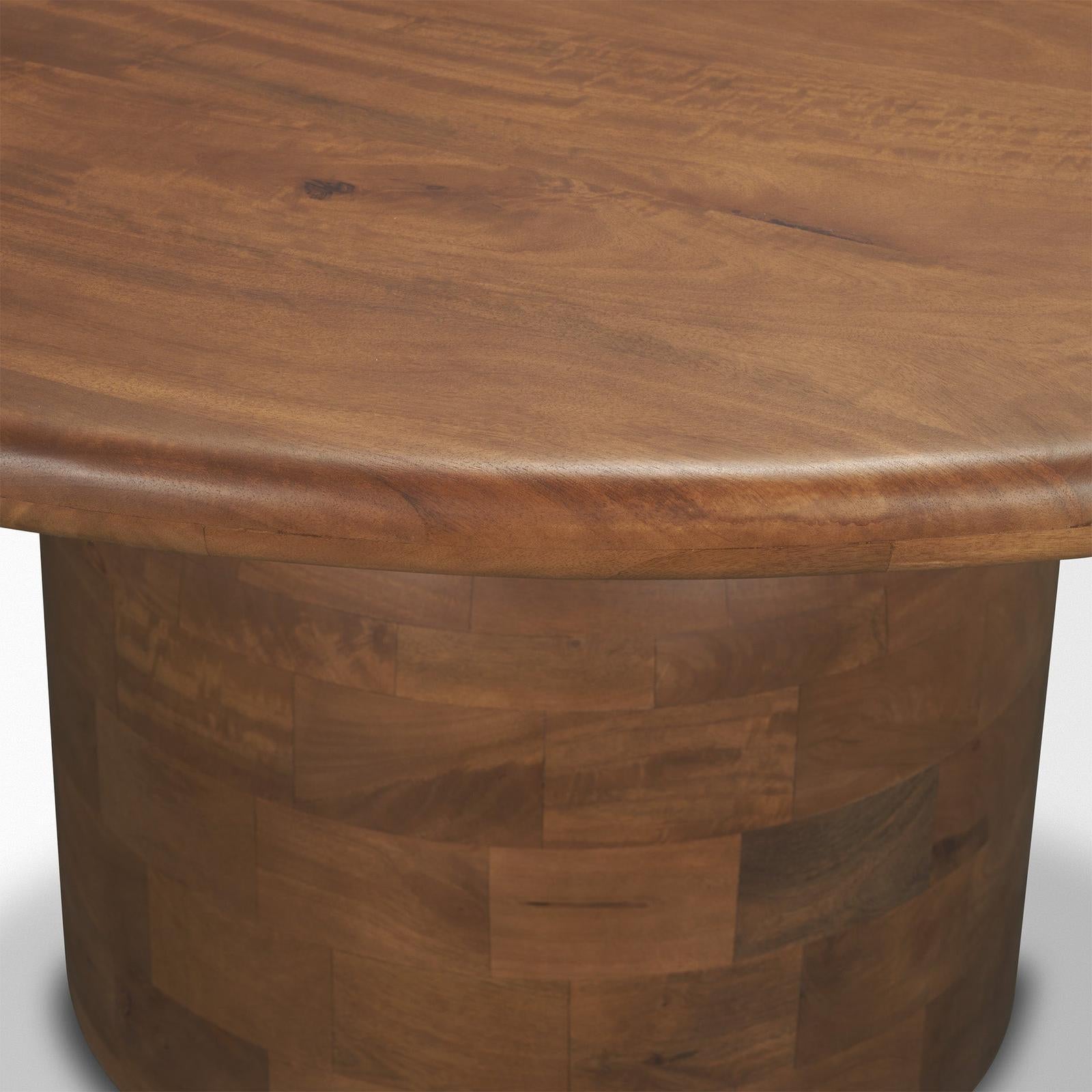 Mercana Atlas Pedestal Base Round Dining Table