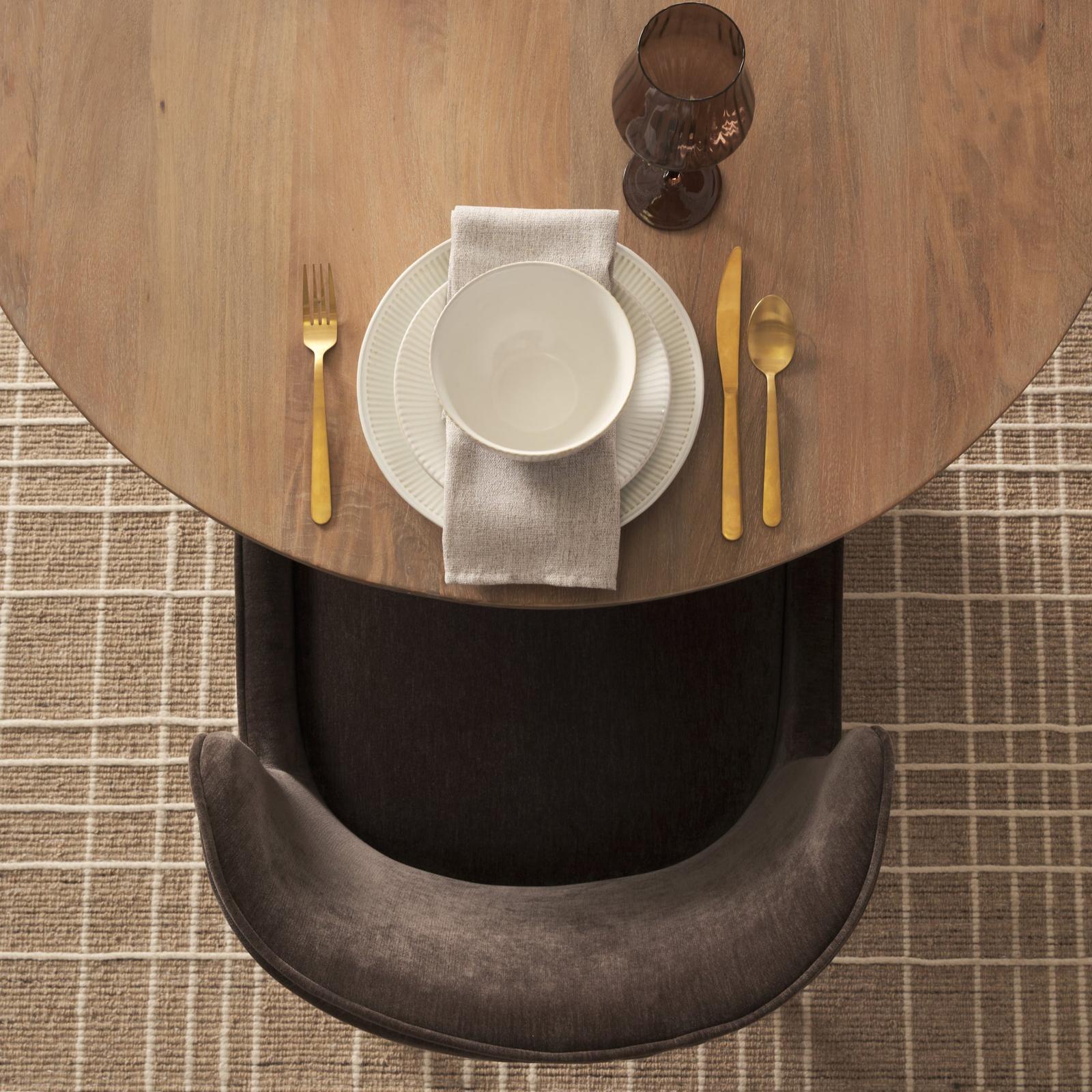 Mercana Isla Oval Dining Table