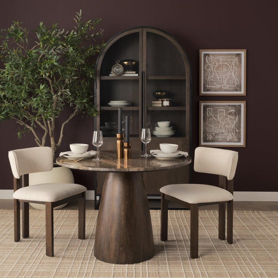Mercana Allyson Round Pedestal Dining Table
