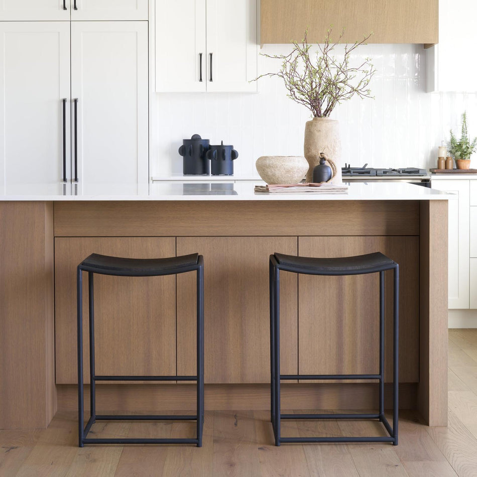Mercana Taniel Black Metal Counter Stool