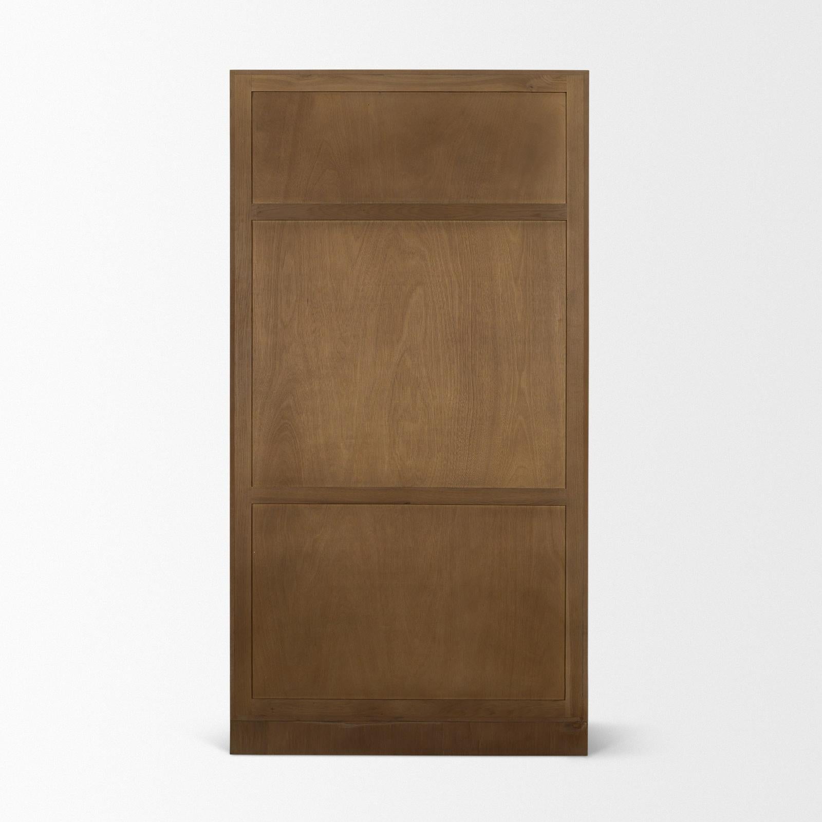 Mercana Henry Oak Wood w/ Glass Doors Curio Cabinet