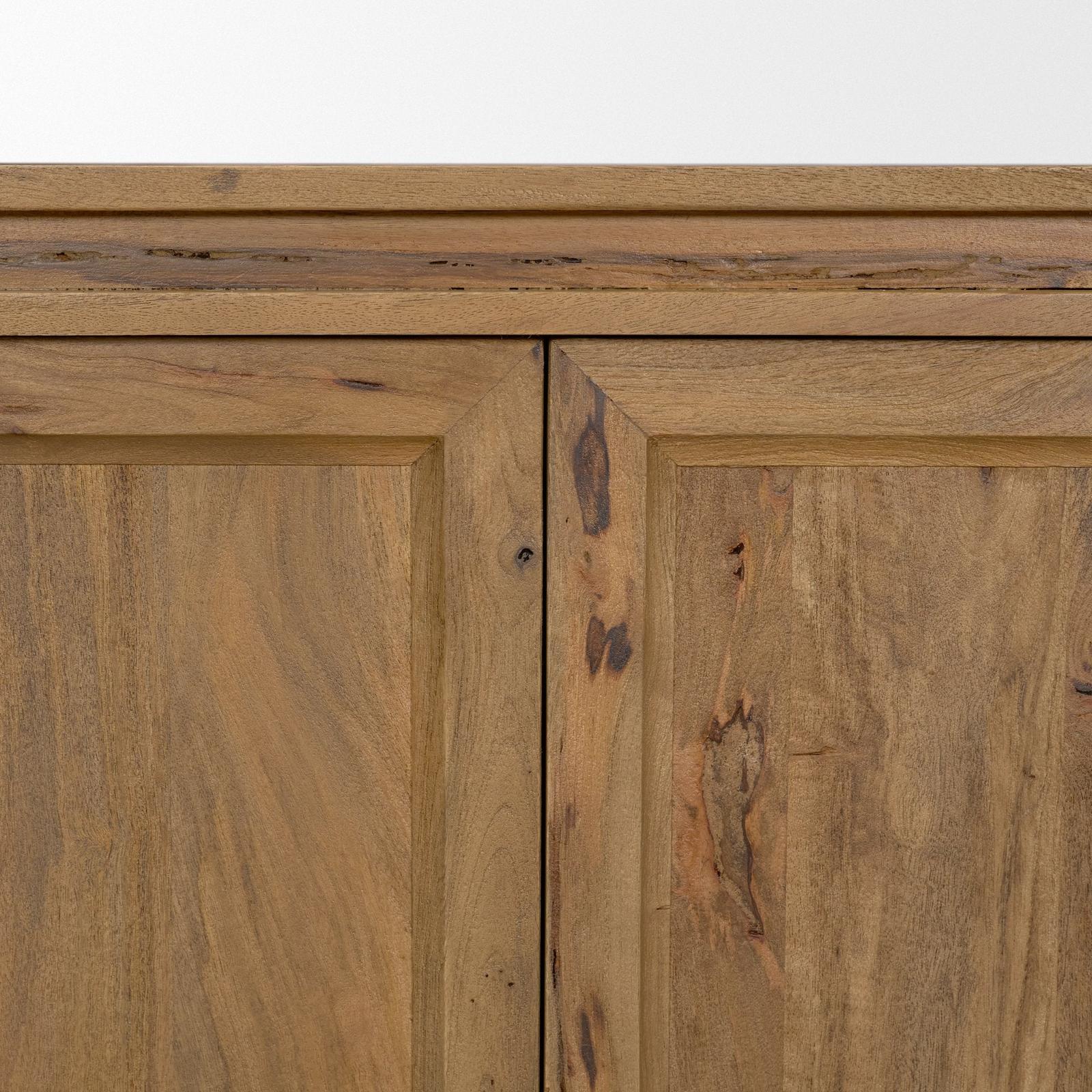 Mercana Notts 4-Door Closed Sideboard