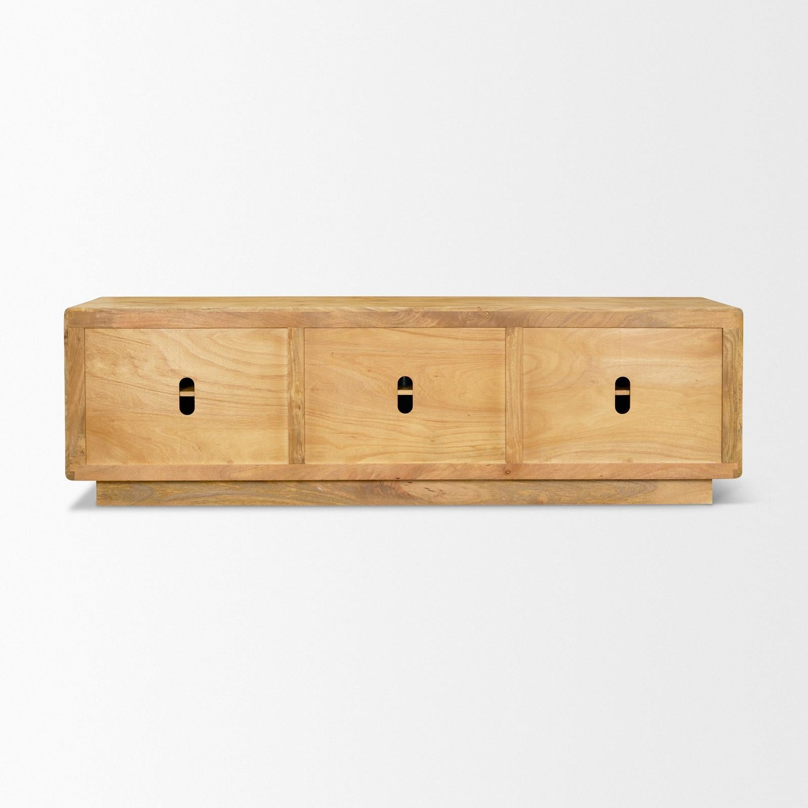 Mercana Valterra 6 Door Media Console